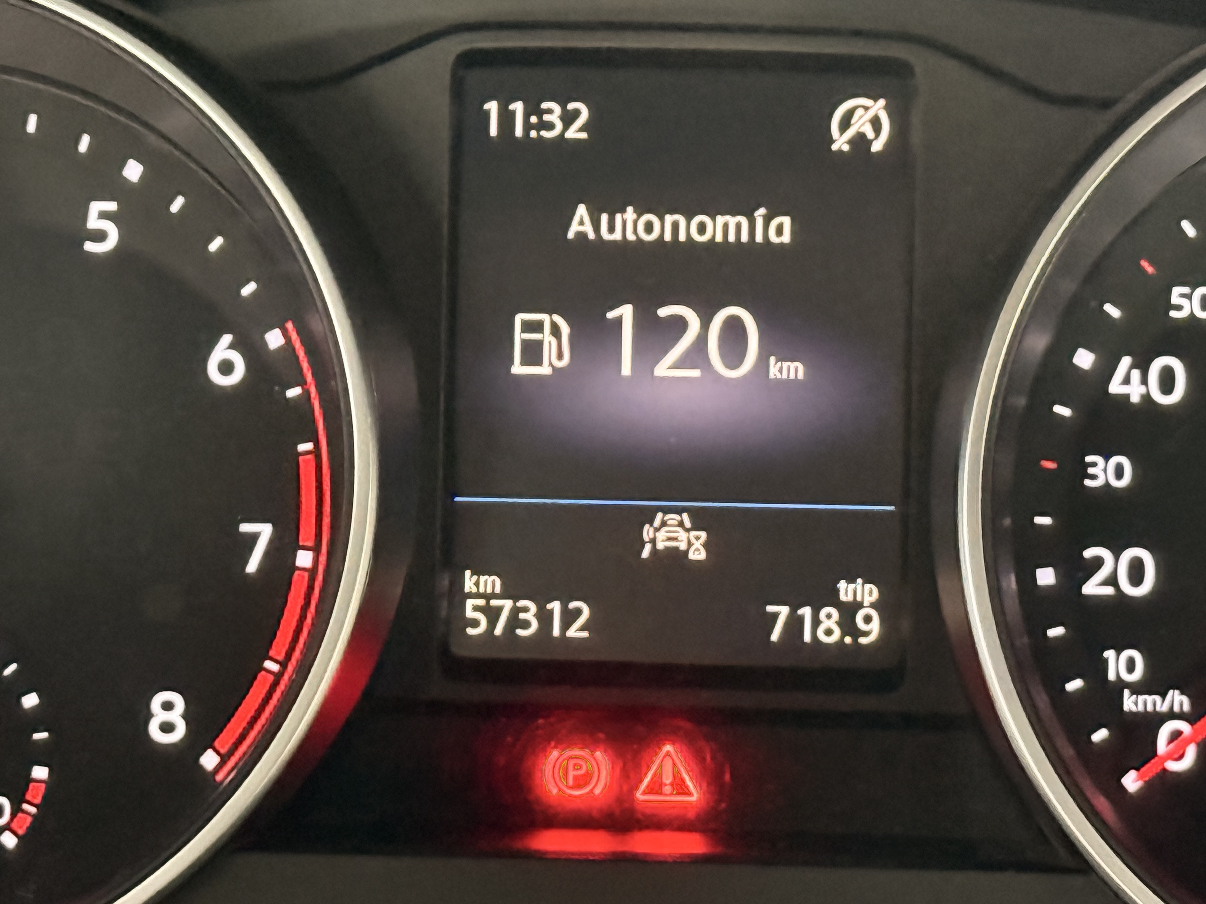 VOLKSWAGEN TIGUAN 1.5 TSI 130CV - Imagen 16
