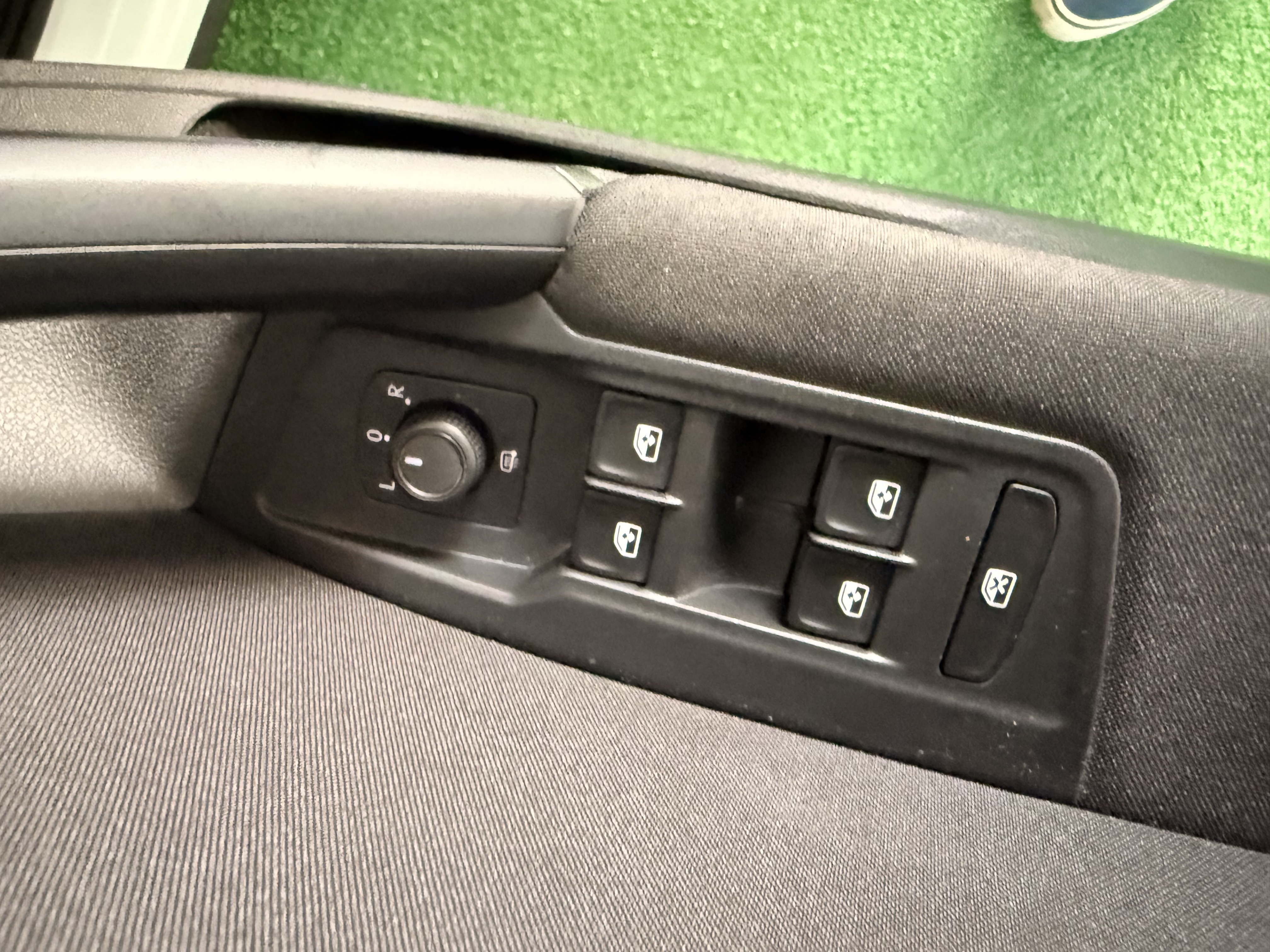 VOLKSWAGEN TIGUAN 1.5 TSI 130CV - Imagen 14