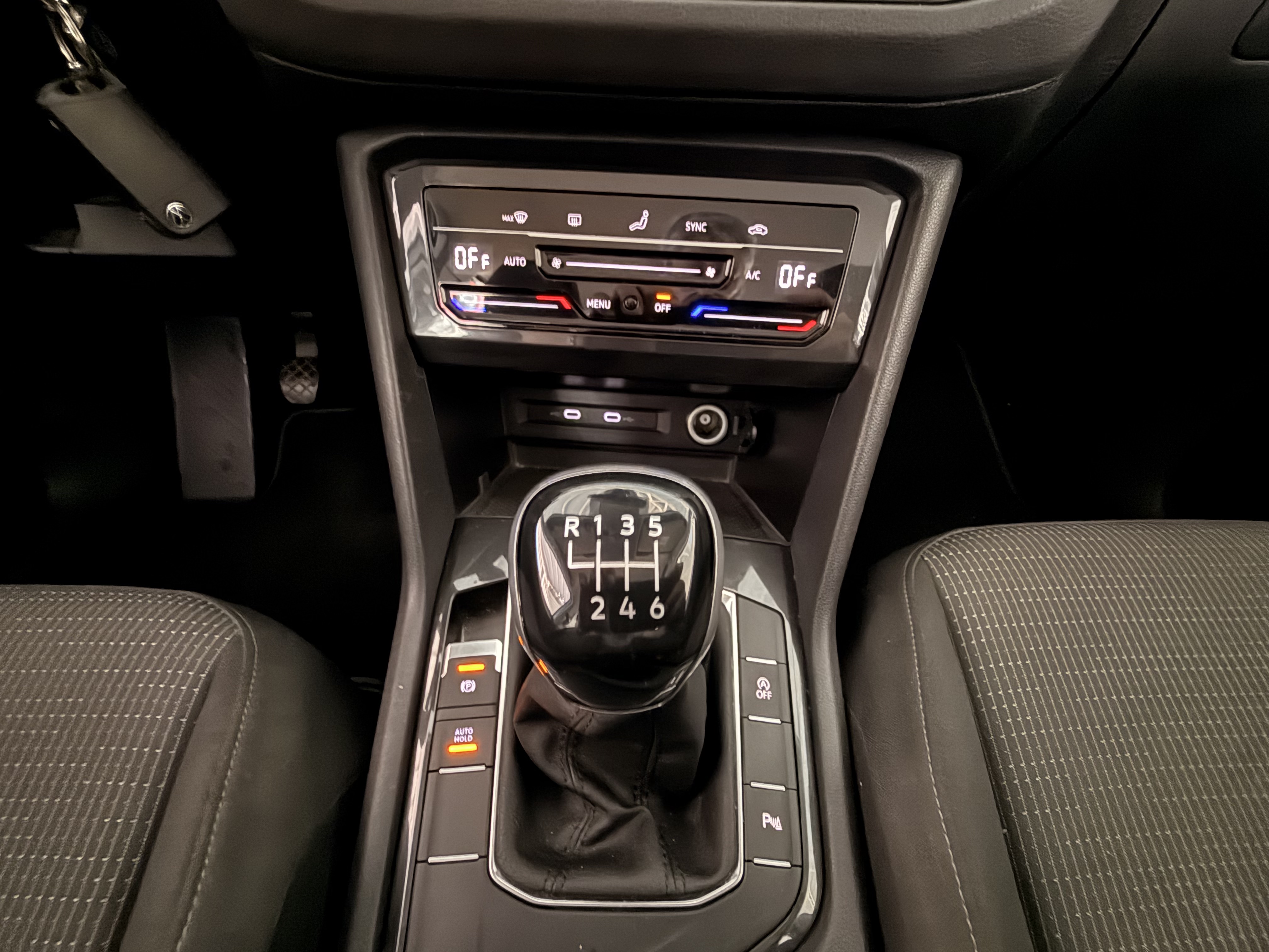 VOLKSWAGEN TIGUAN 1.5 TSI 130CV - Imagen 10