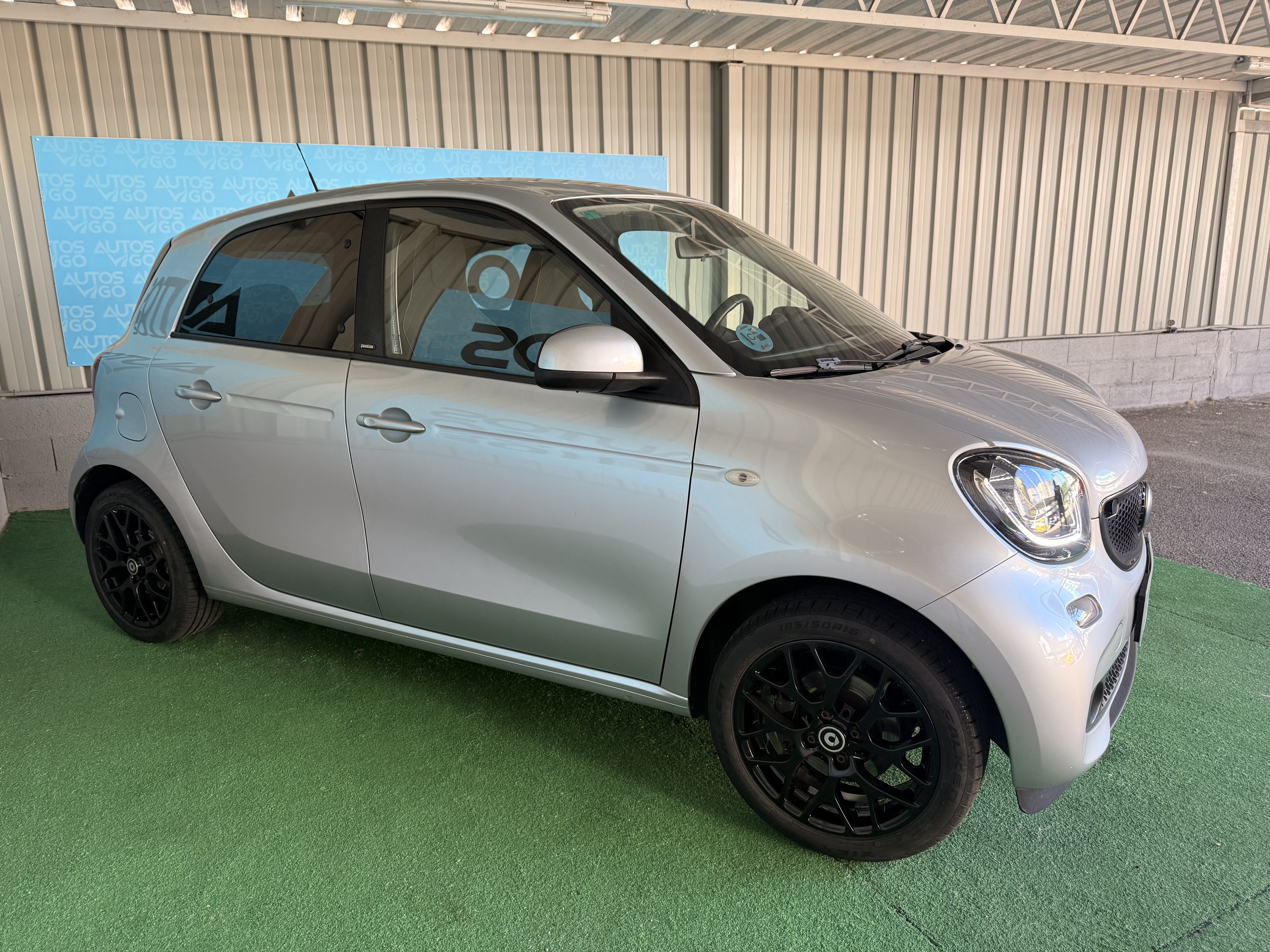 SMART FORFOUR 1.0 70CV PASSION - Imagen 2