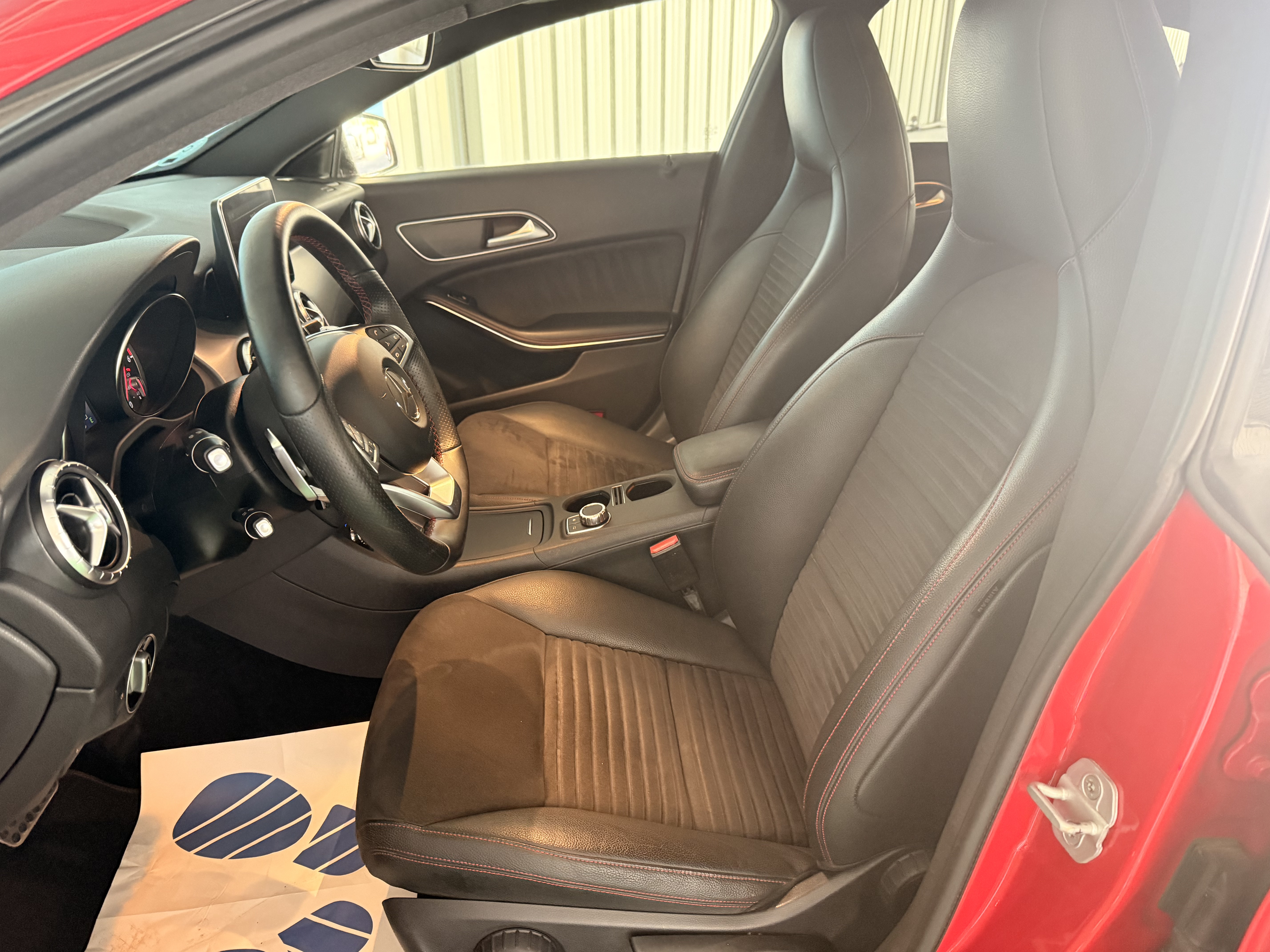 MERECDES-BENZ CLA 200 CDI AMG LINE - Imagen 12