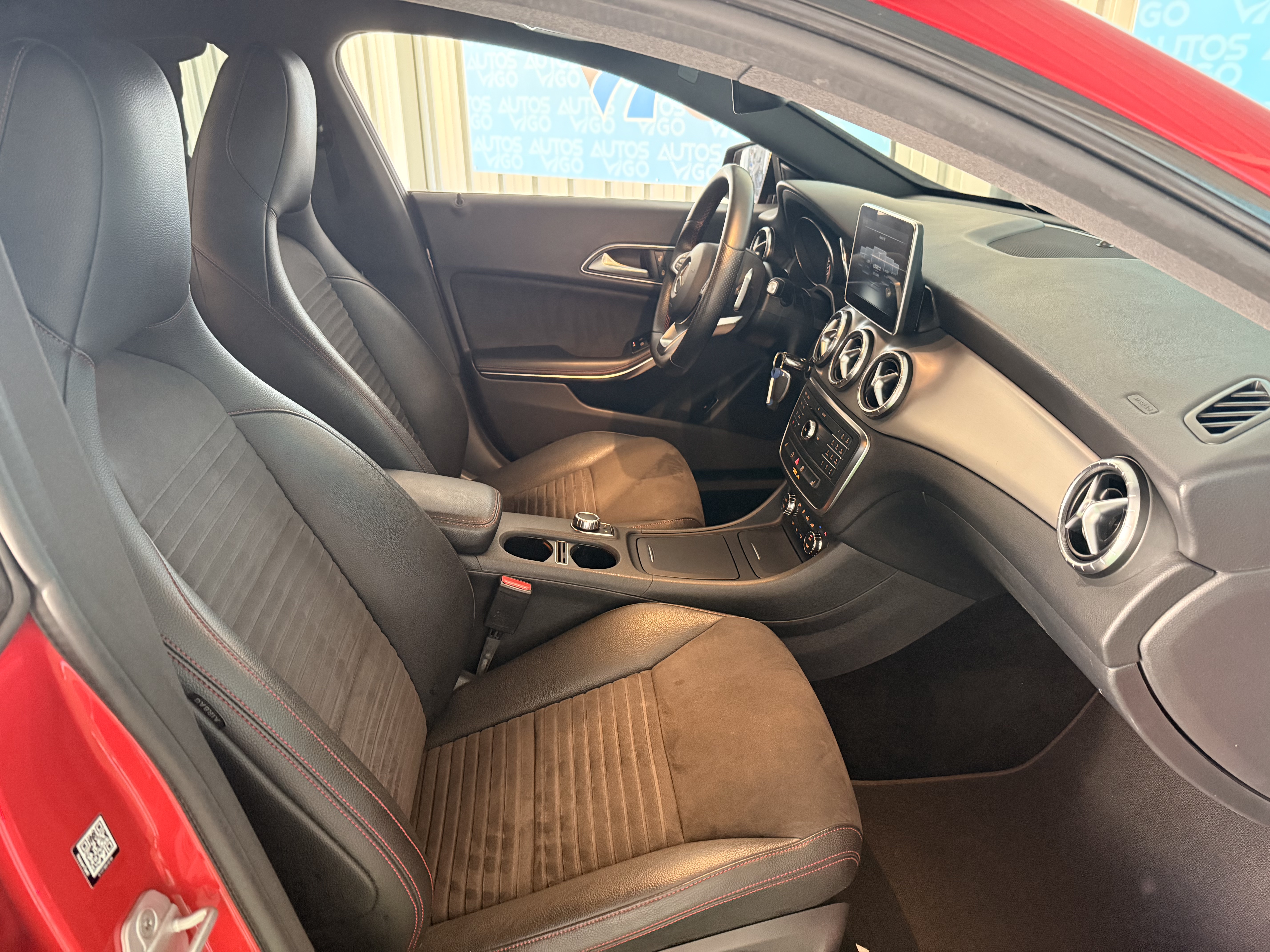 MERECDES-BENZ CLA 200 CDI AMG LINE - Imagen 13