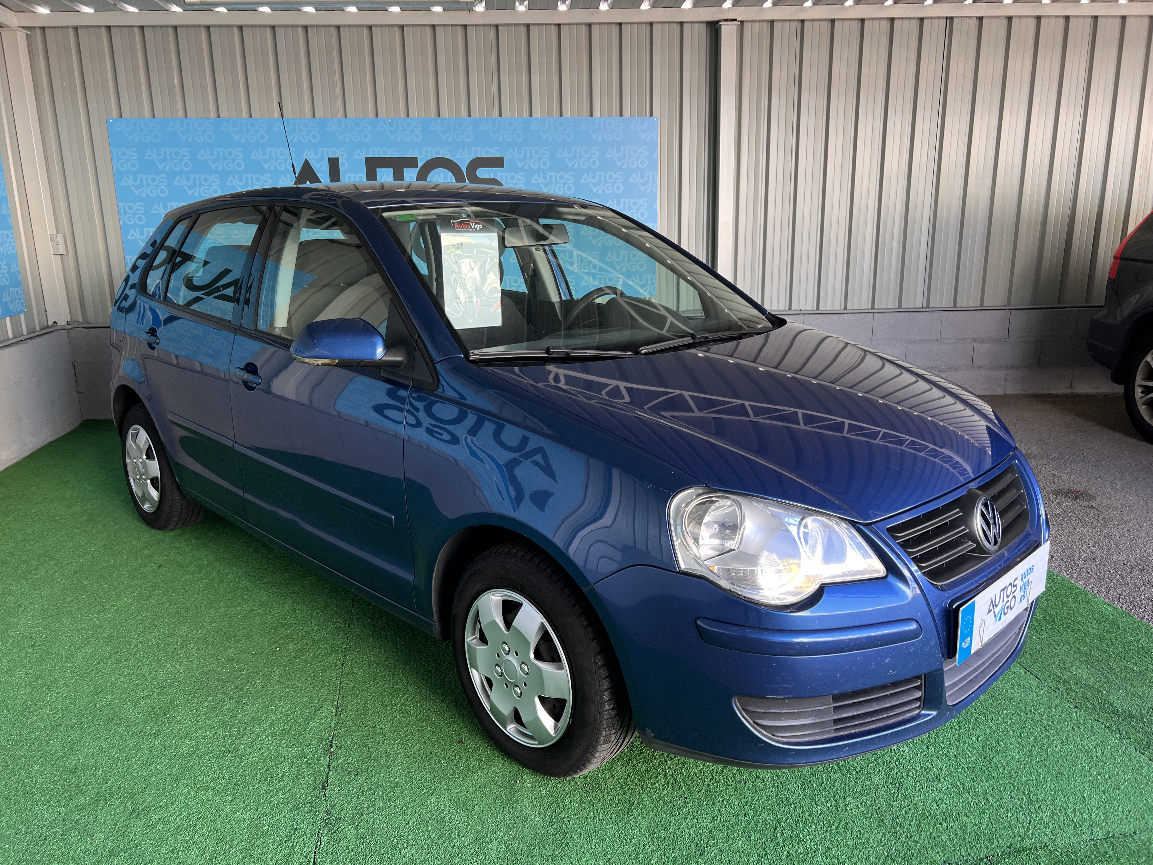 VOLKSWAGEN POLO  1.4 GASOLINA 80CV - Imagen 3