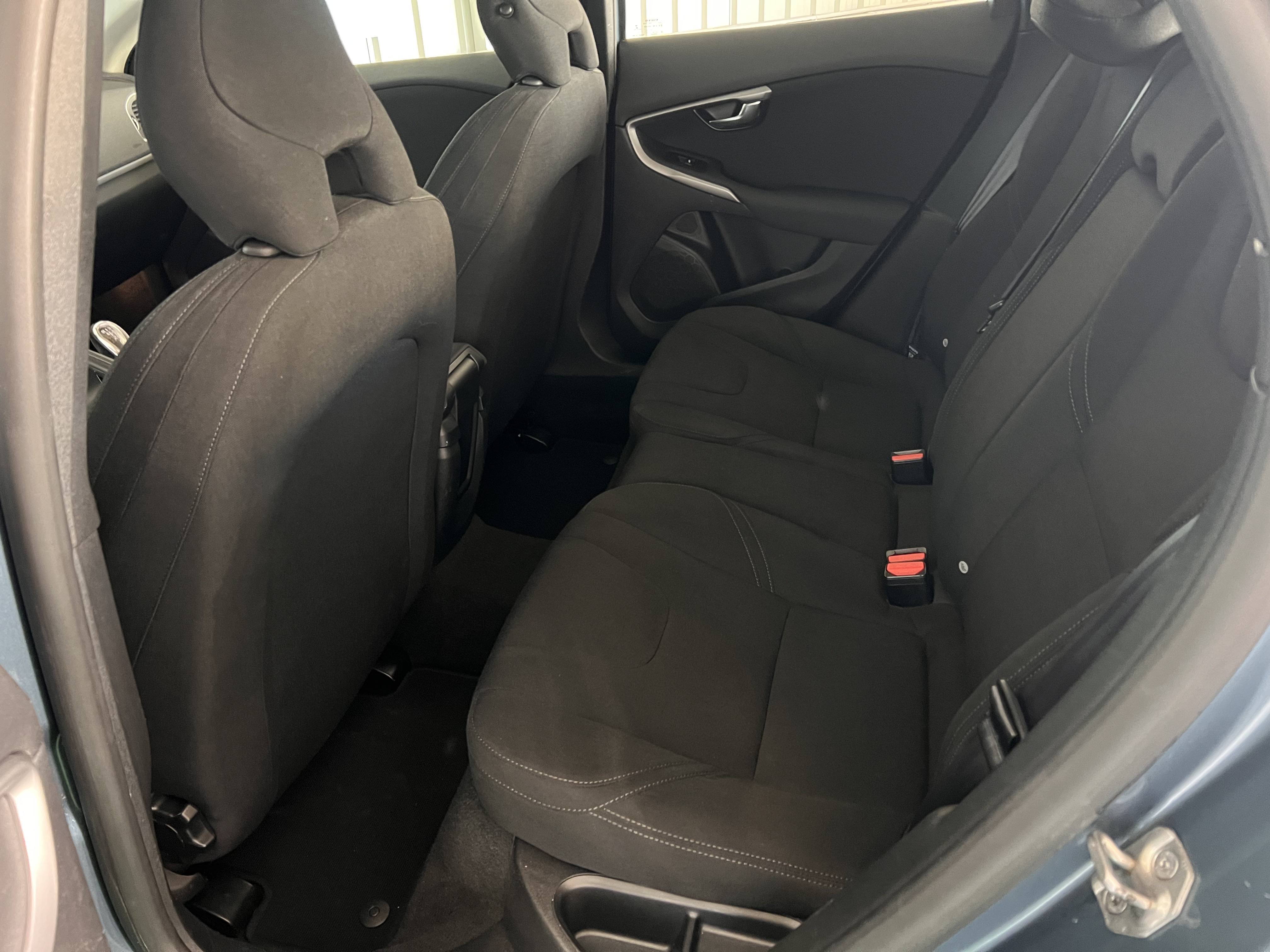VOLVO V40 D2 MOMENTUM - Imagen 11