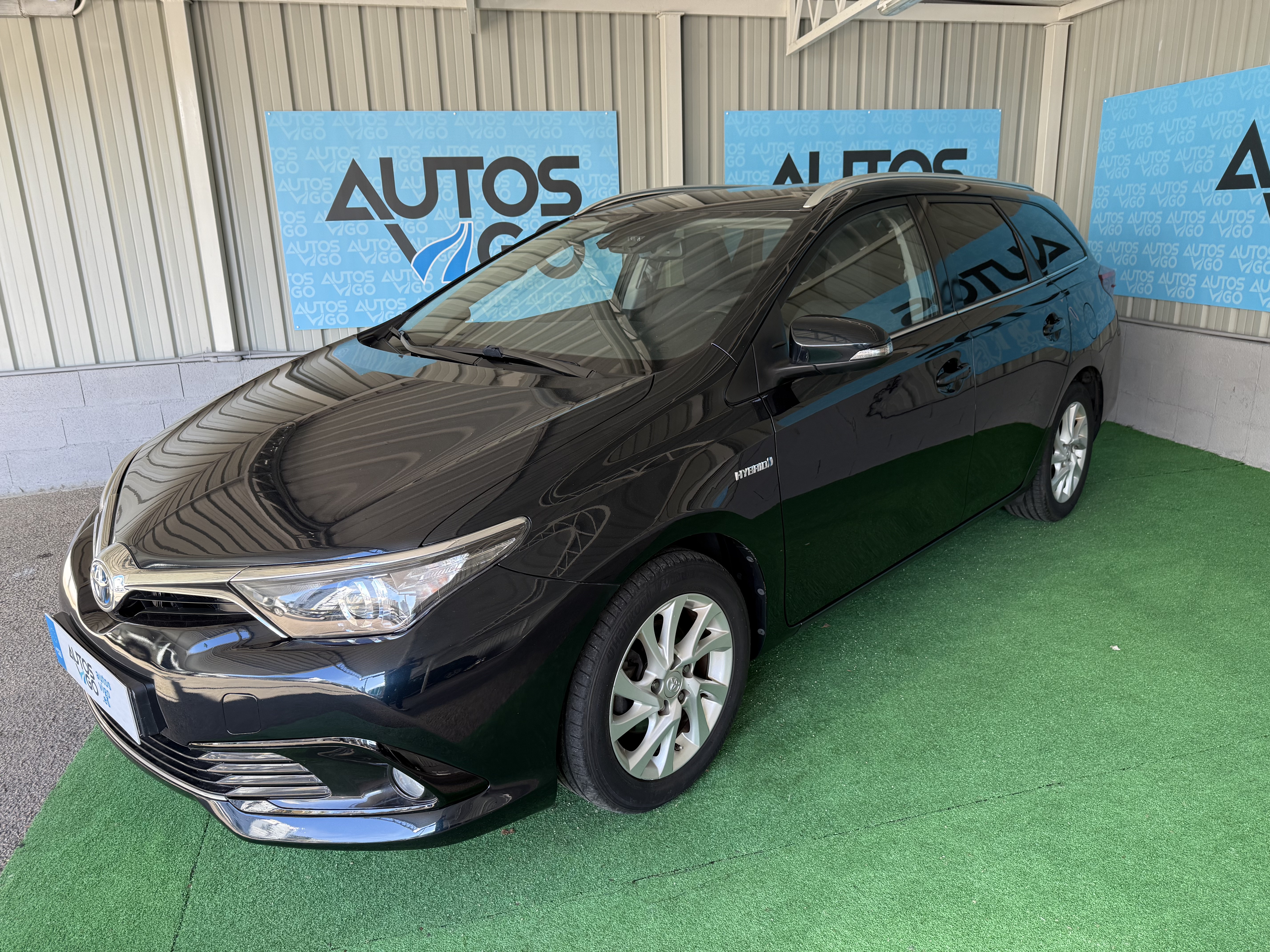 TOYOTA AURIS 1.8 HYBRID ACTIVE