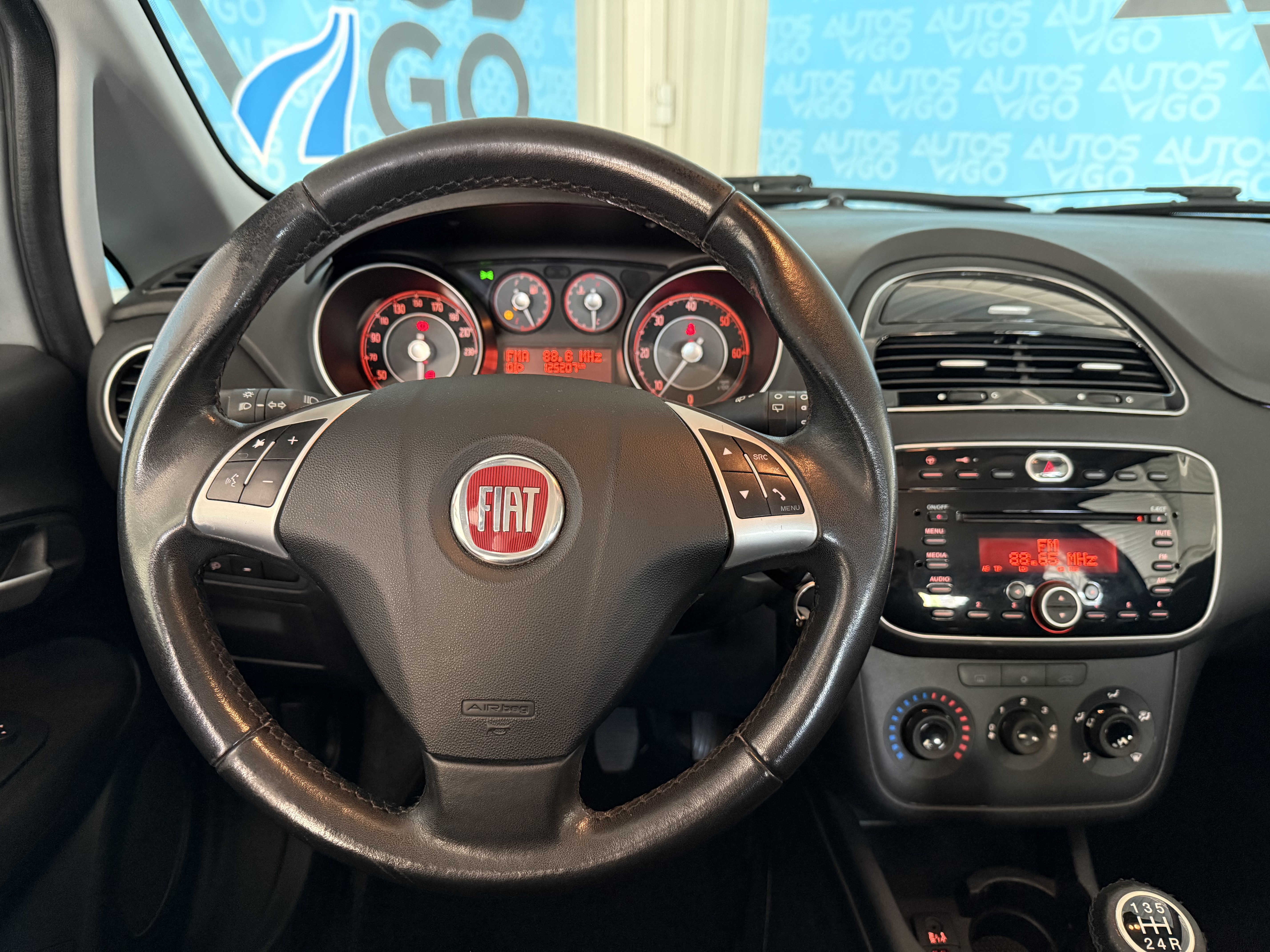 FIAT GRANDE PUNTO 1.3 JTD 75CV - Imagen 6
