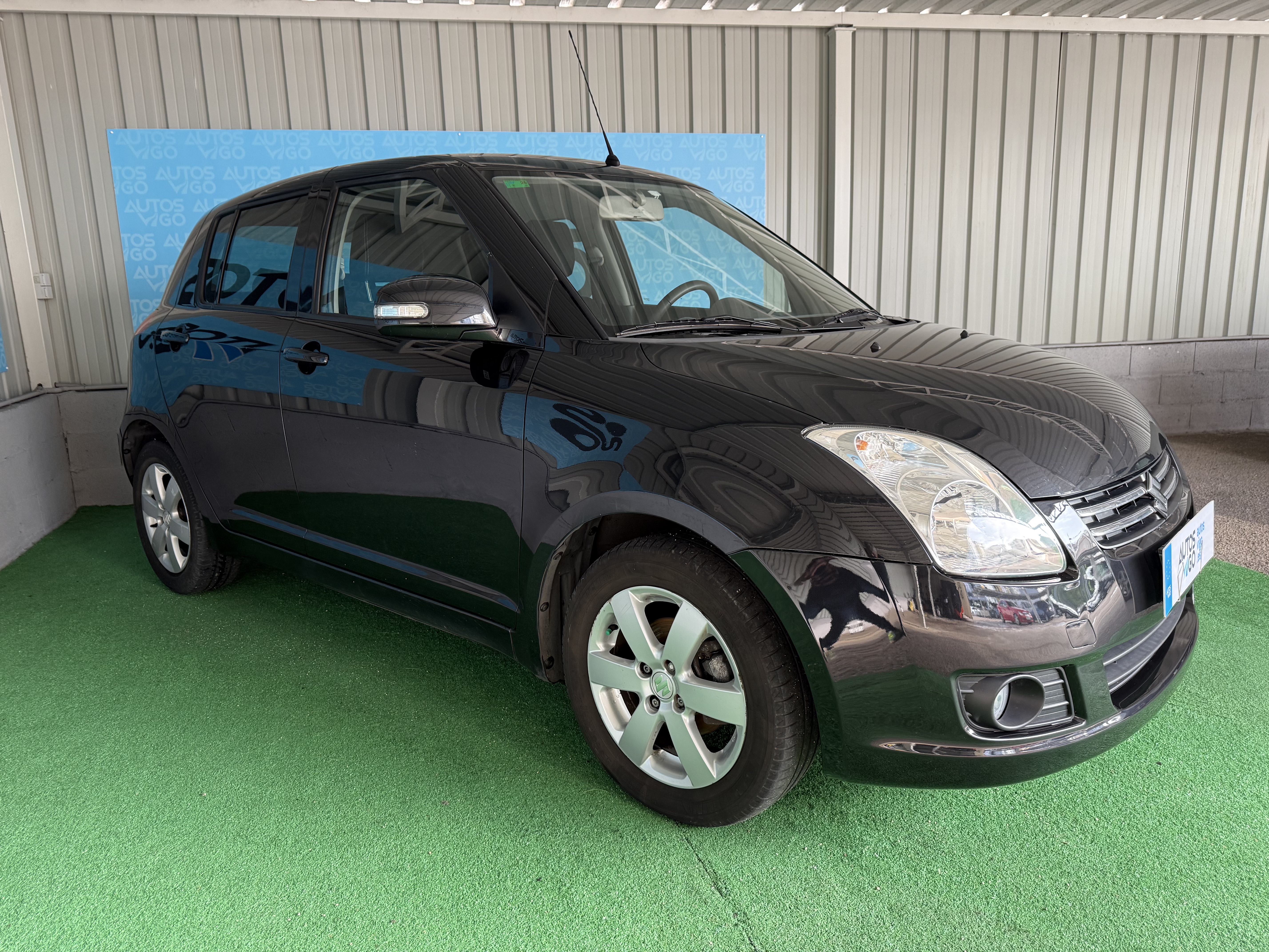 SUZUKI SWIFT 1.3 GASOLINA 90CV - Imagen 2