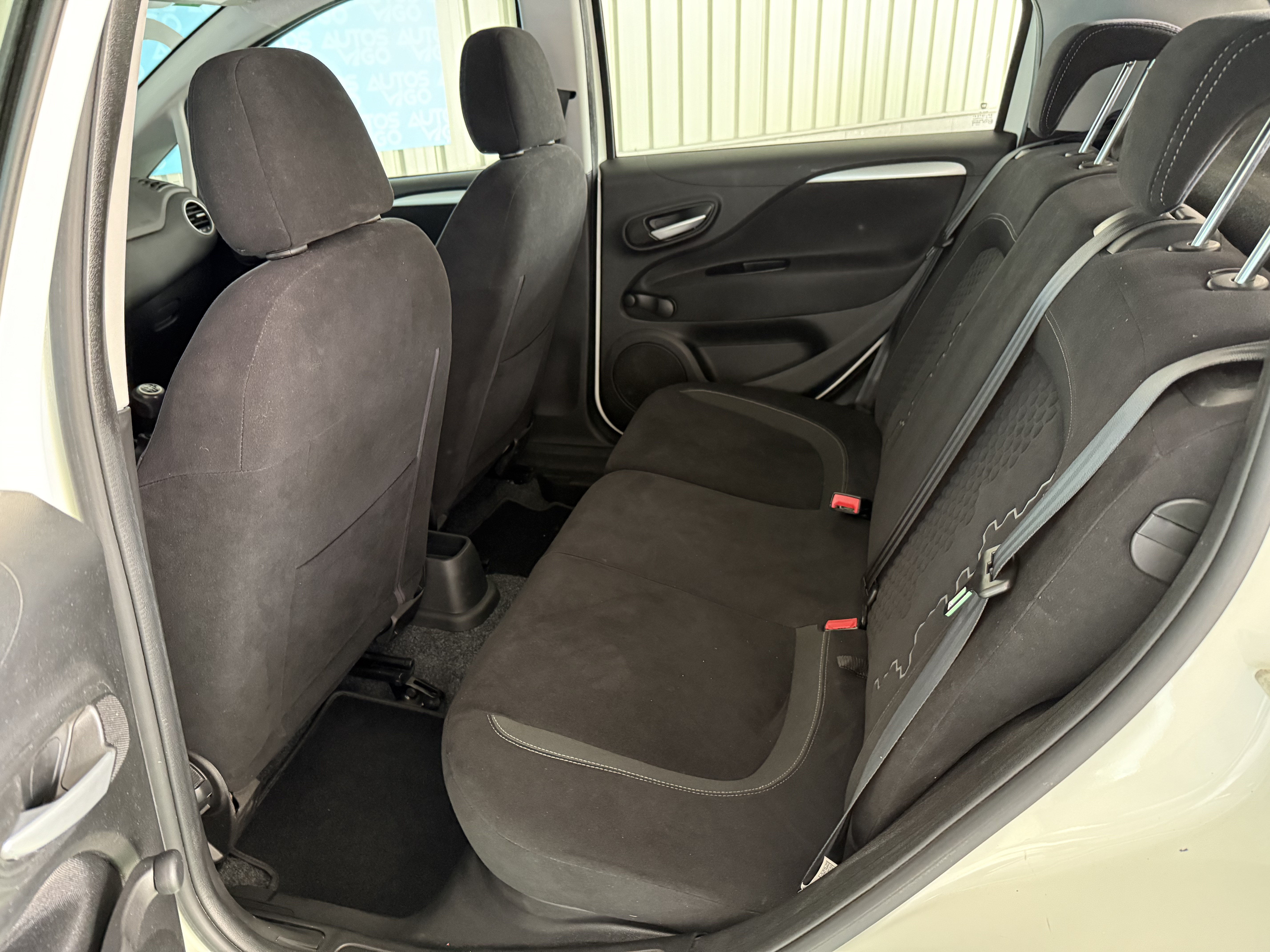 FIAT GRANDE PUNTO 1.3 JTD 75CV - Imagen 6