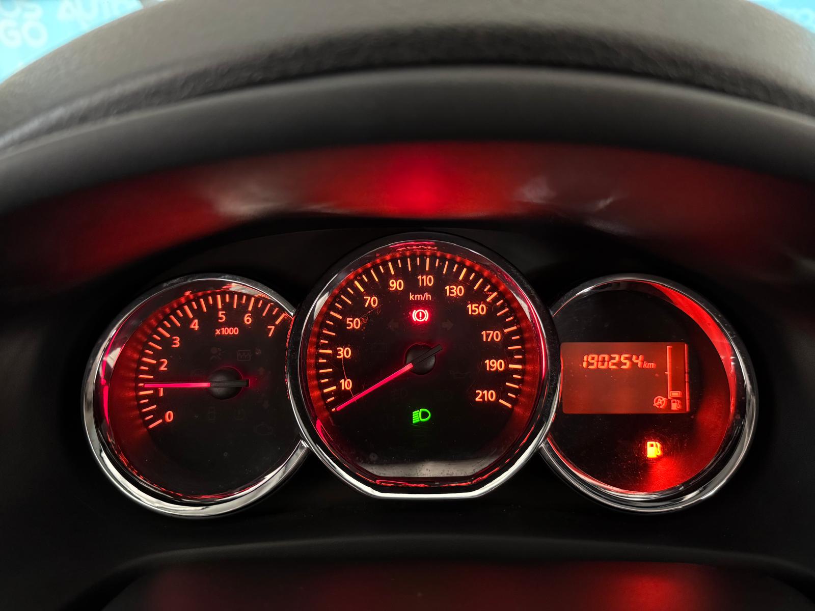 Dacia Sandero Stepway 90 CV – 2015 - Imagen 14
