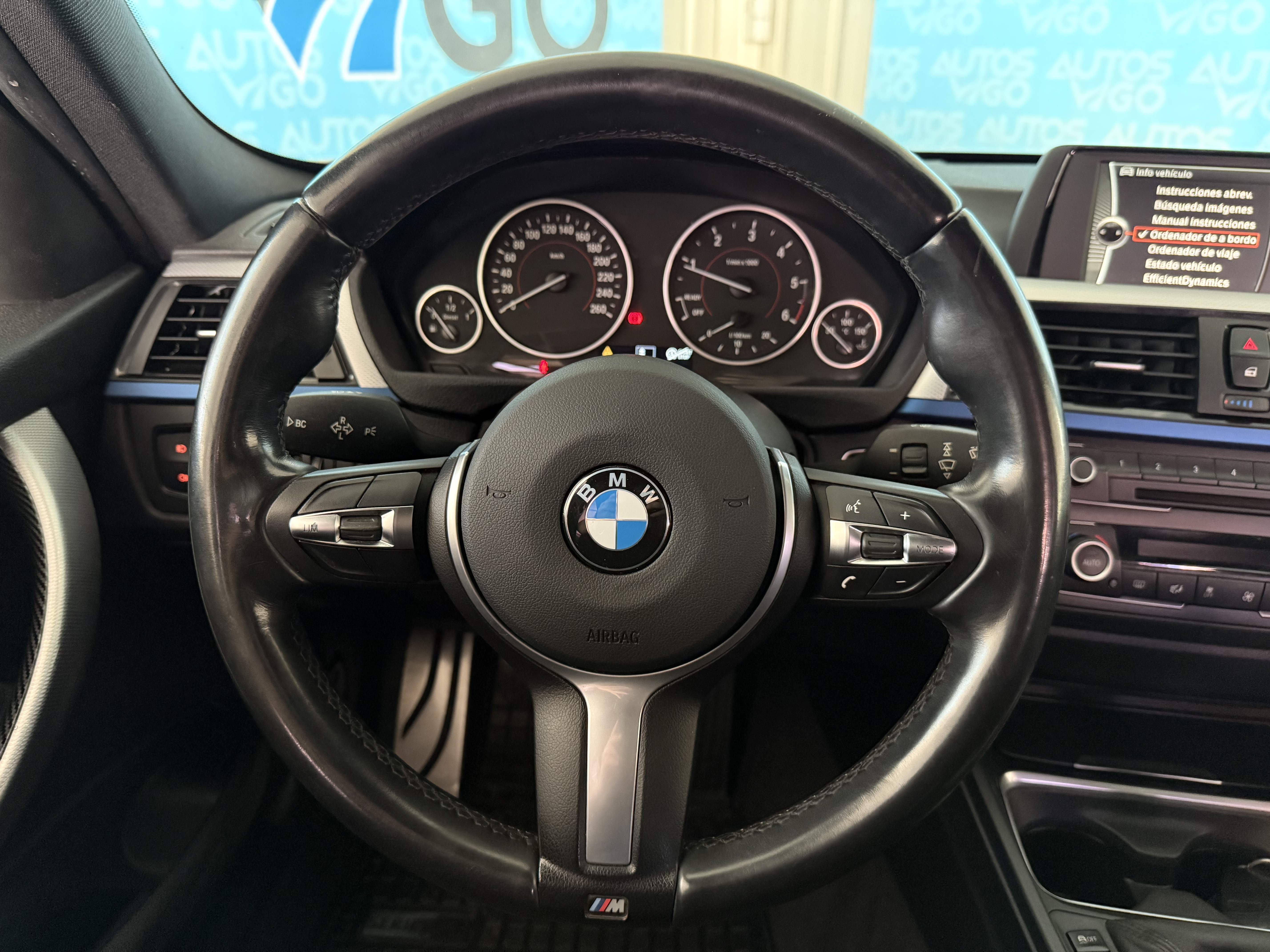 BMW 318D PAQUETE M 143CV - Imagen 12