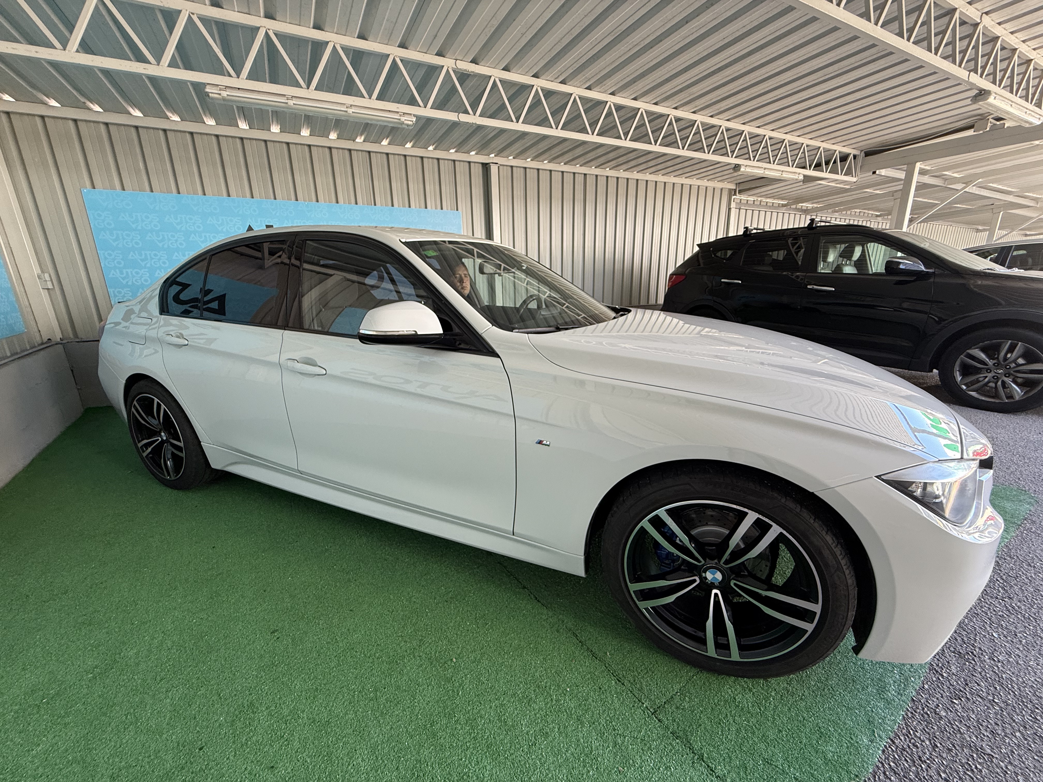 BMW 318D PAQUETE M 143CV - Imagen 3