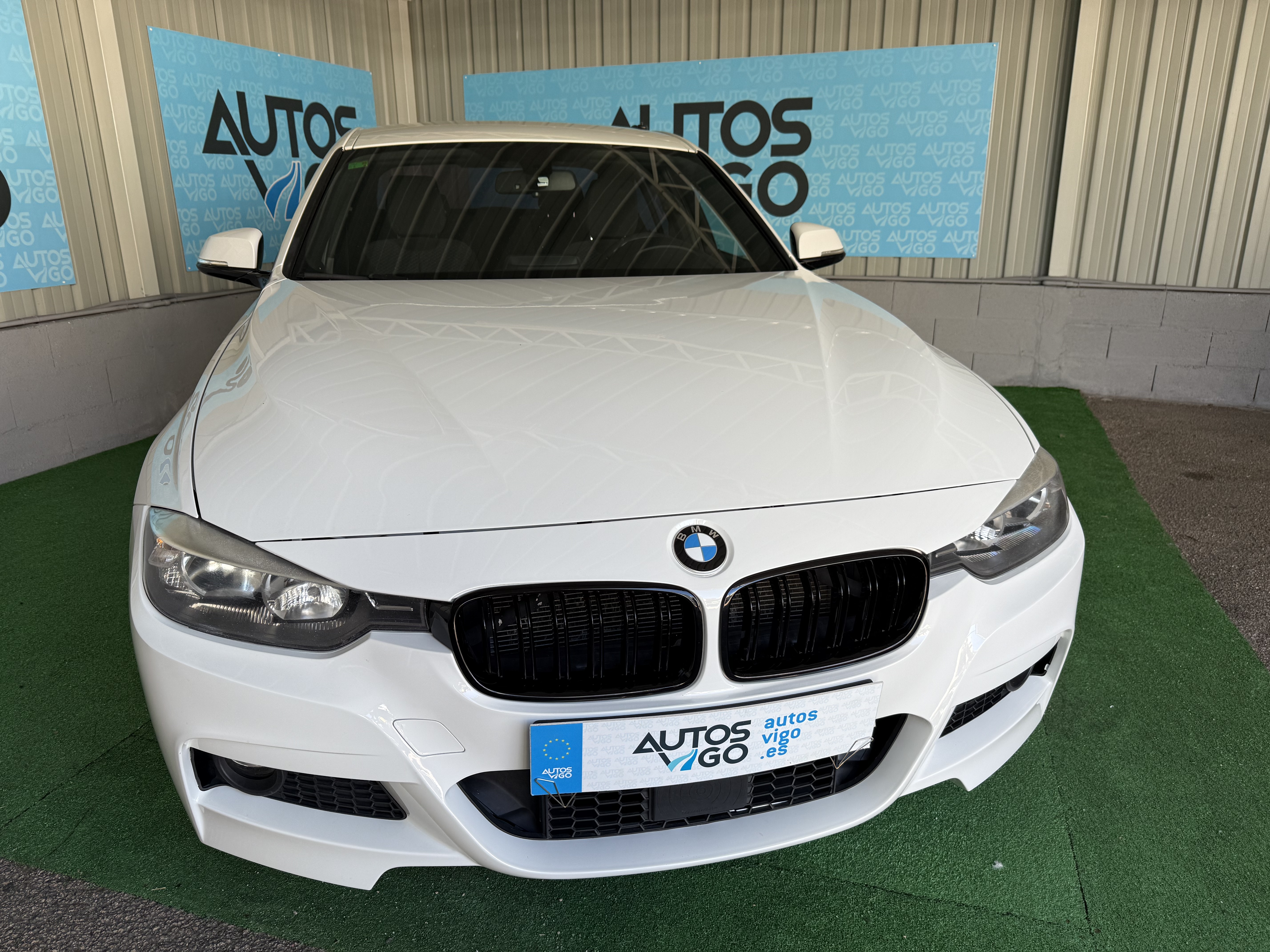 BMW 318D PAQUETE M 143CV - Imagen 2