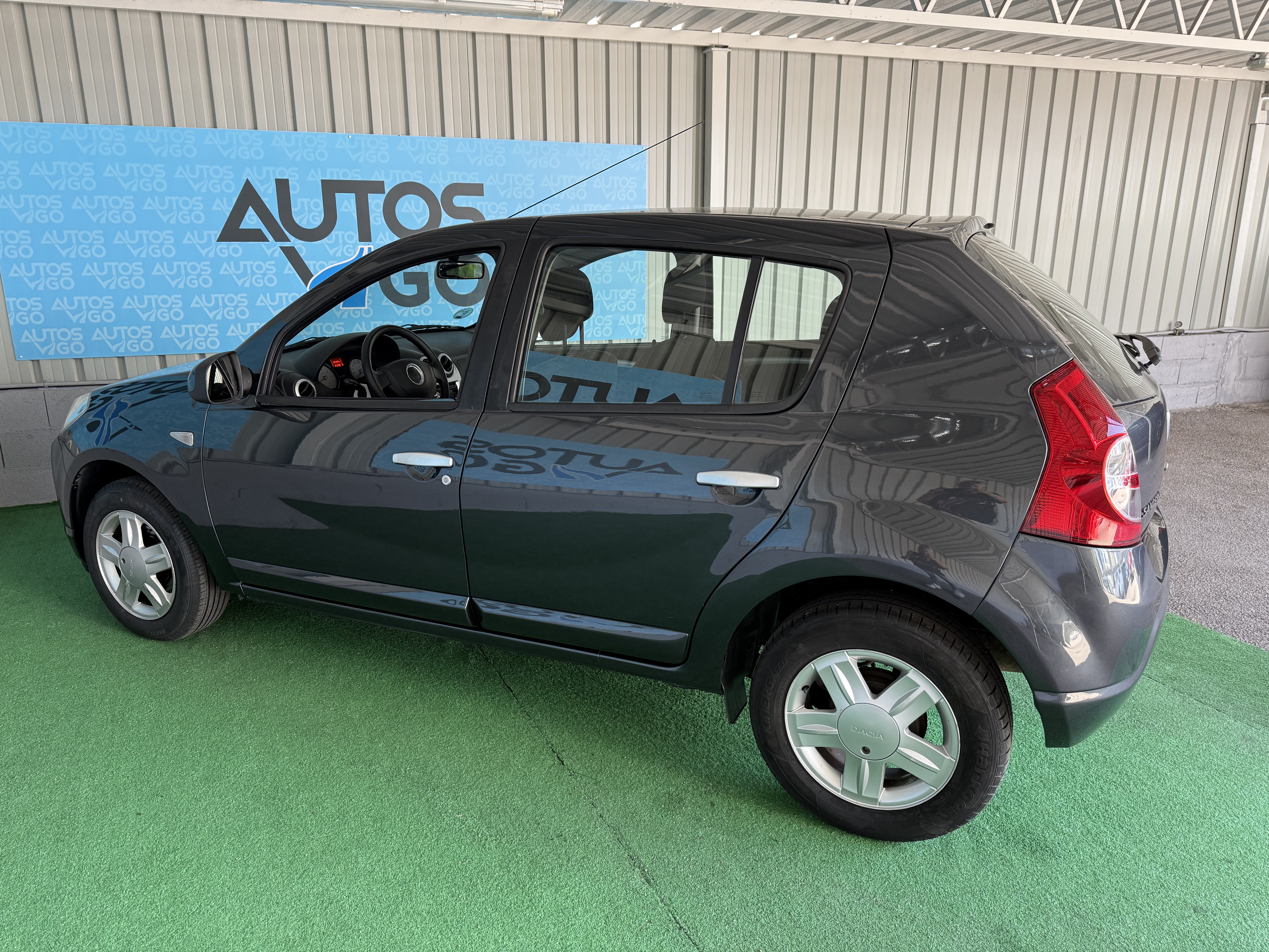 DACIA SANDERO 1.2 GASOLINA 75CV - Imagen 5