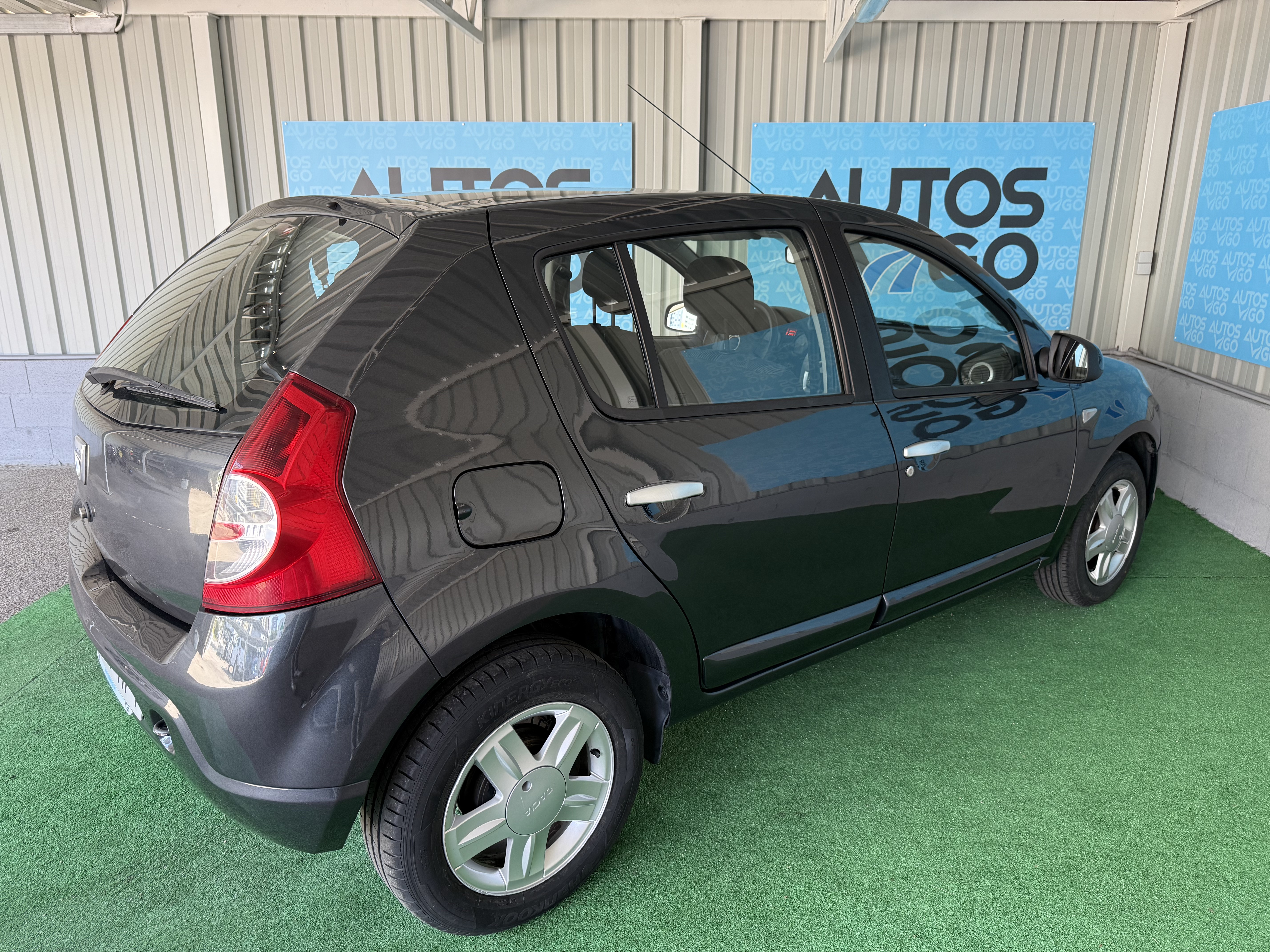 DACIA SANDERO 1.2 GASOLINA 75CV - Imagen 4