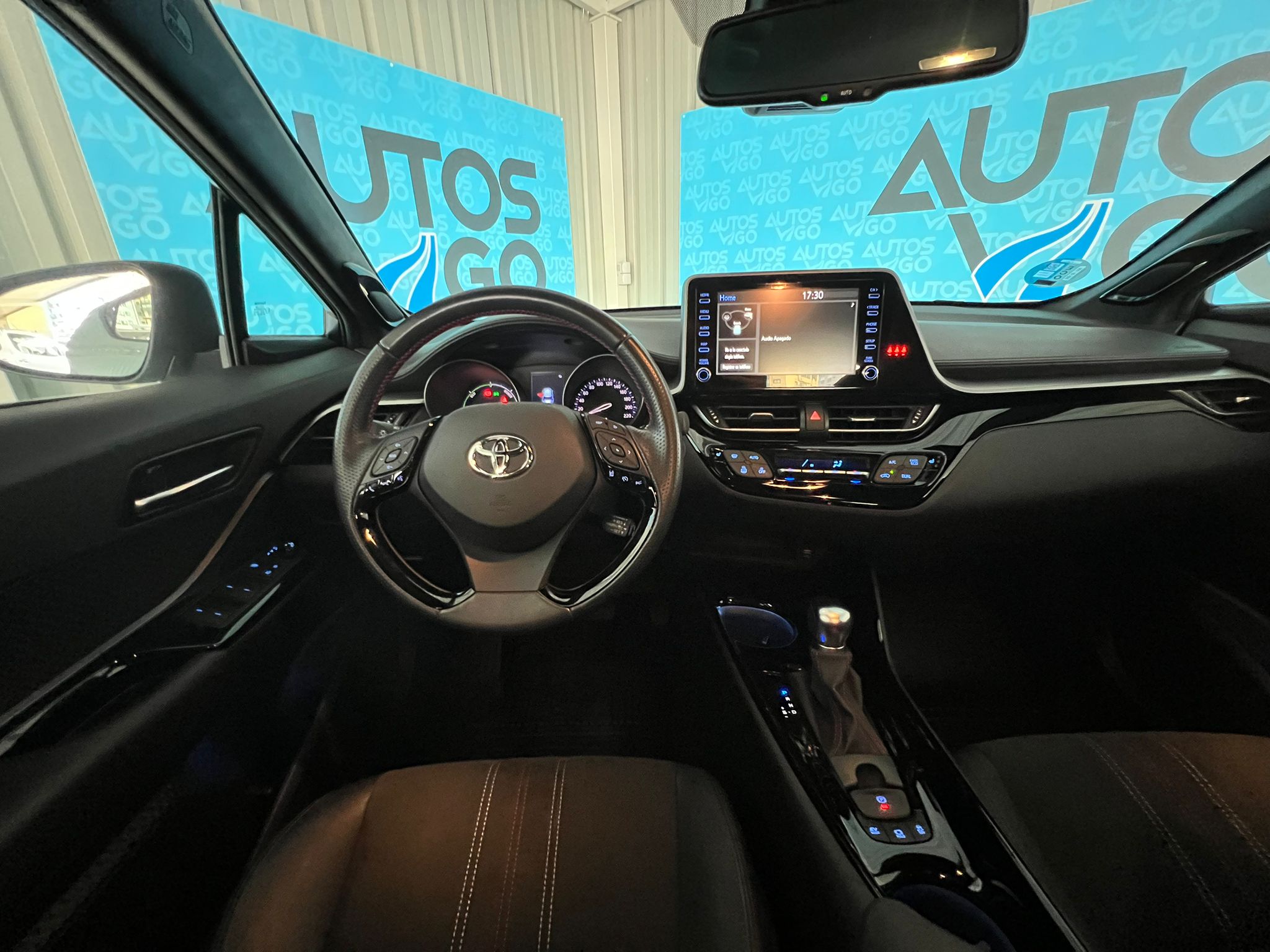 Toyota C-HR GR Sport 180H Hybrid - Imagen 8