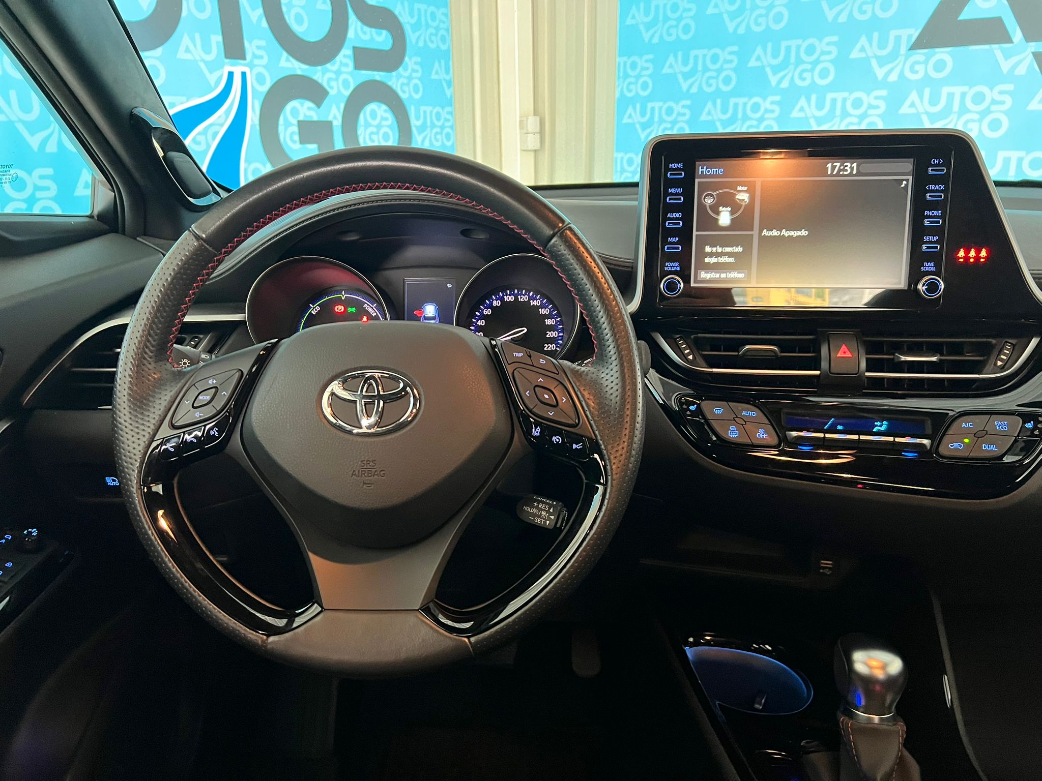 Toyota C-HR GR Sport 180H Hybrid - Imagen 9