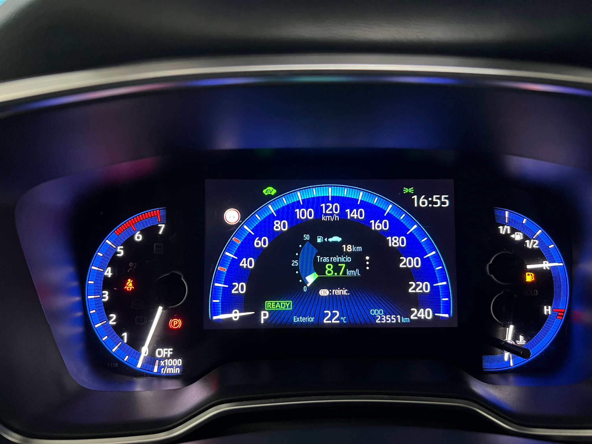 Toyota Corolla Sedán 125H Hybrid - Imagen 12