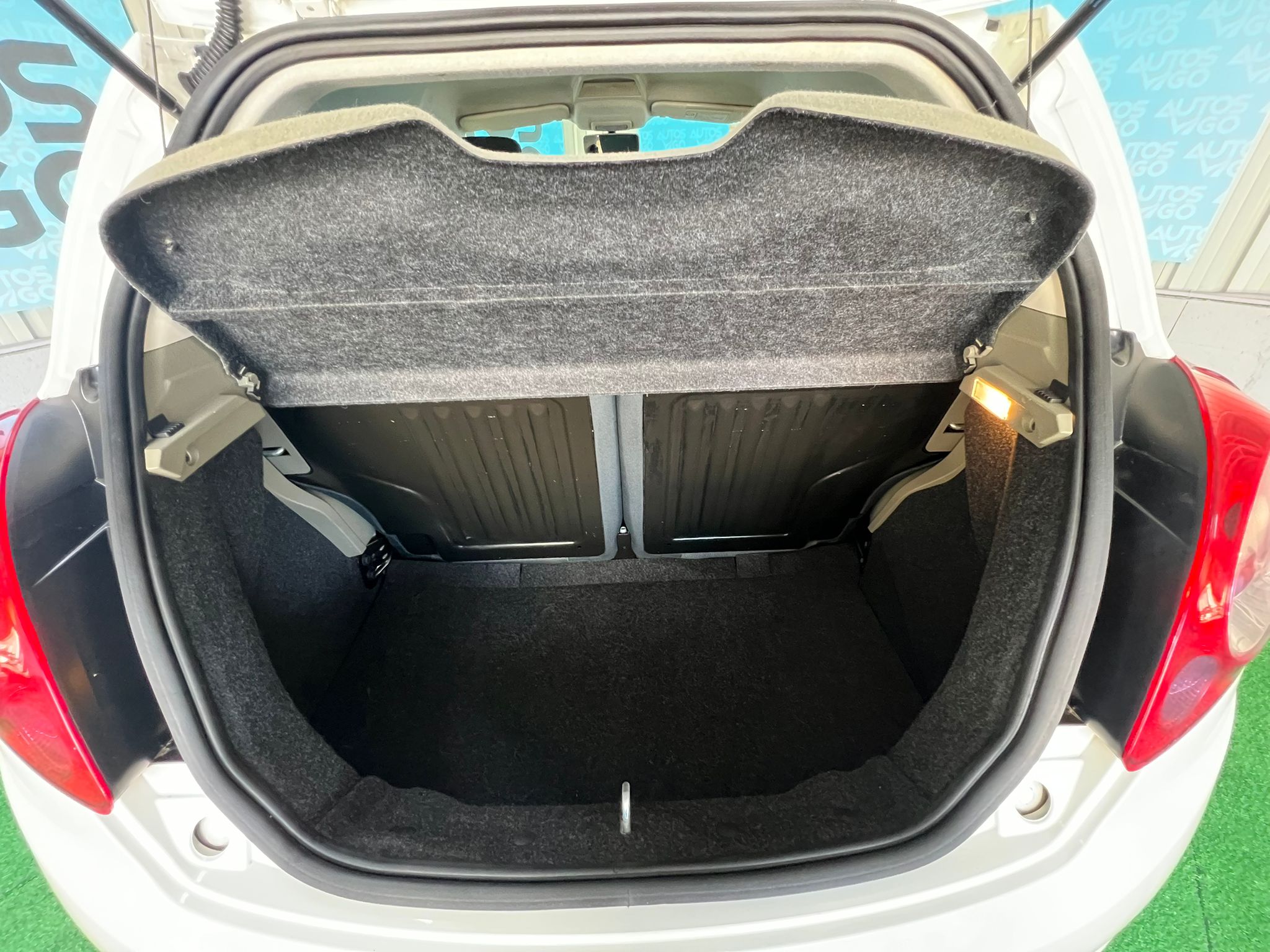 Ford Ka Titanium 1.2 - Imagen 12