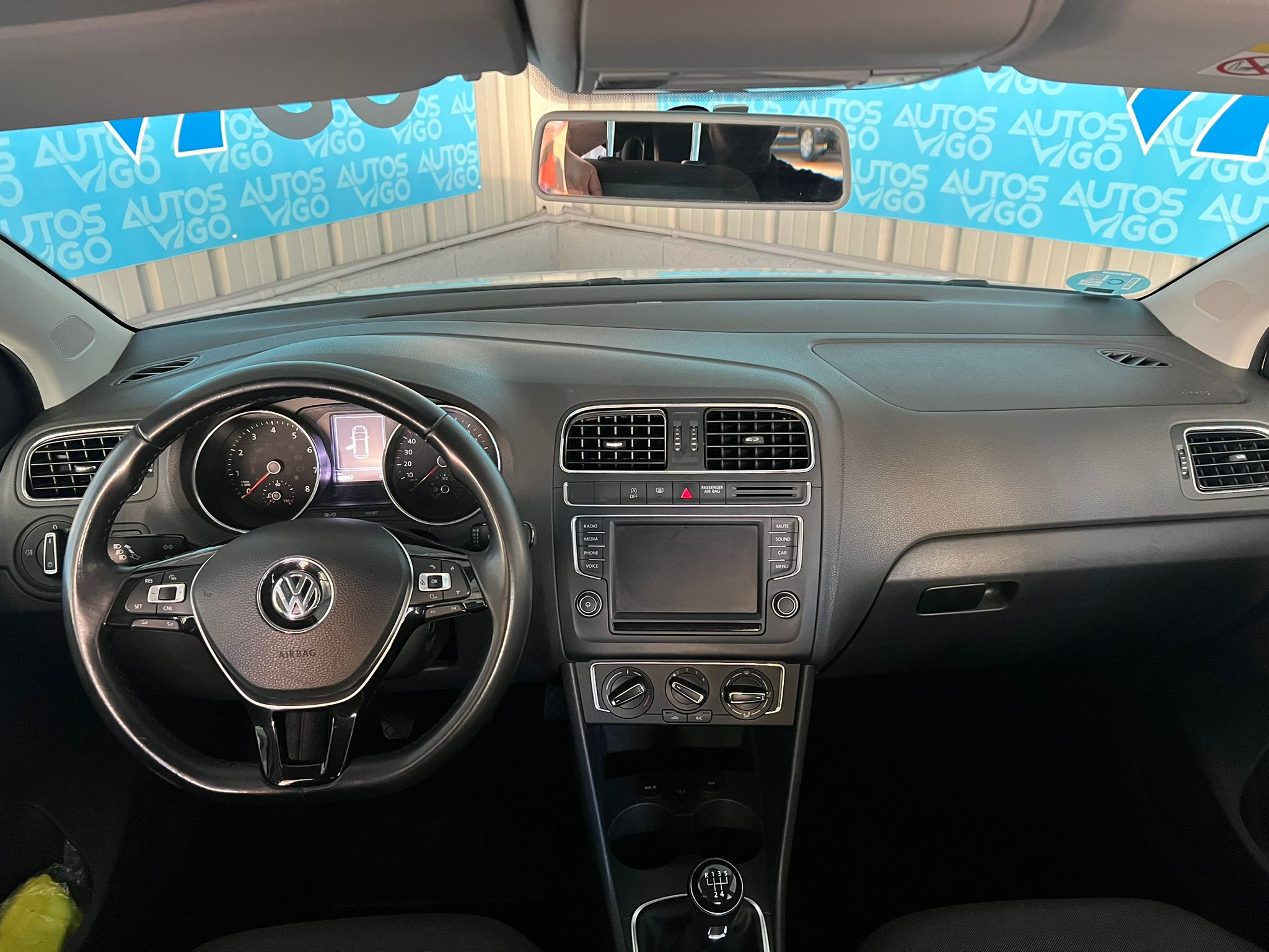 Volkswagen Polo 1.2 TSI 90 CV - Imagen 9