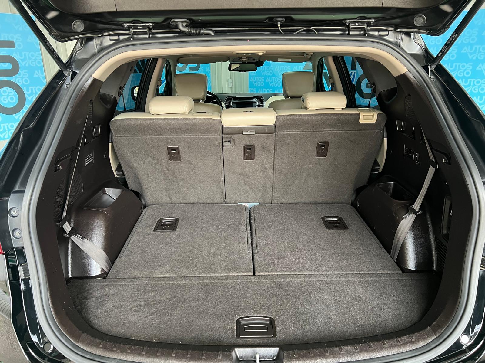 Hyundai Santa Fe 2.2 CRDi 4x4 Automático 7 Plazas - Imagen 16