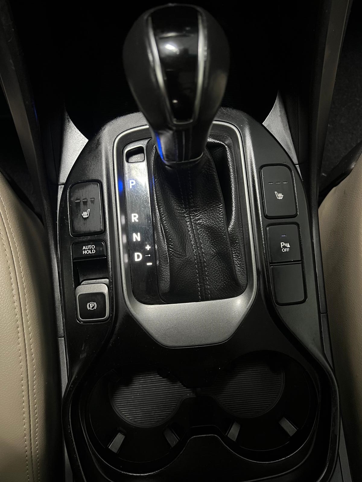 Hyundai Santa Fe 2.2 CRDi 4x4 Automático 7 Plazas - Imagen 10