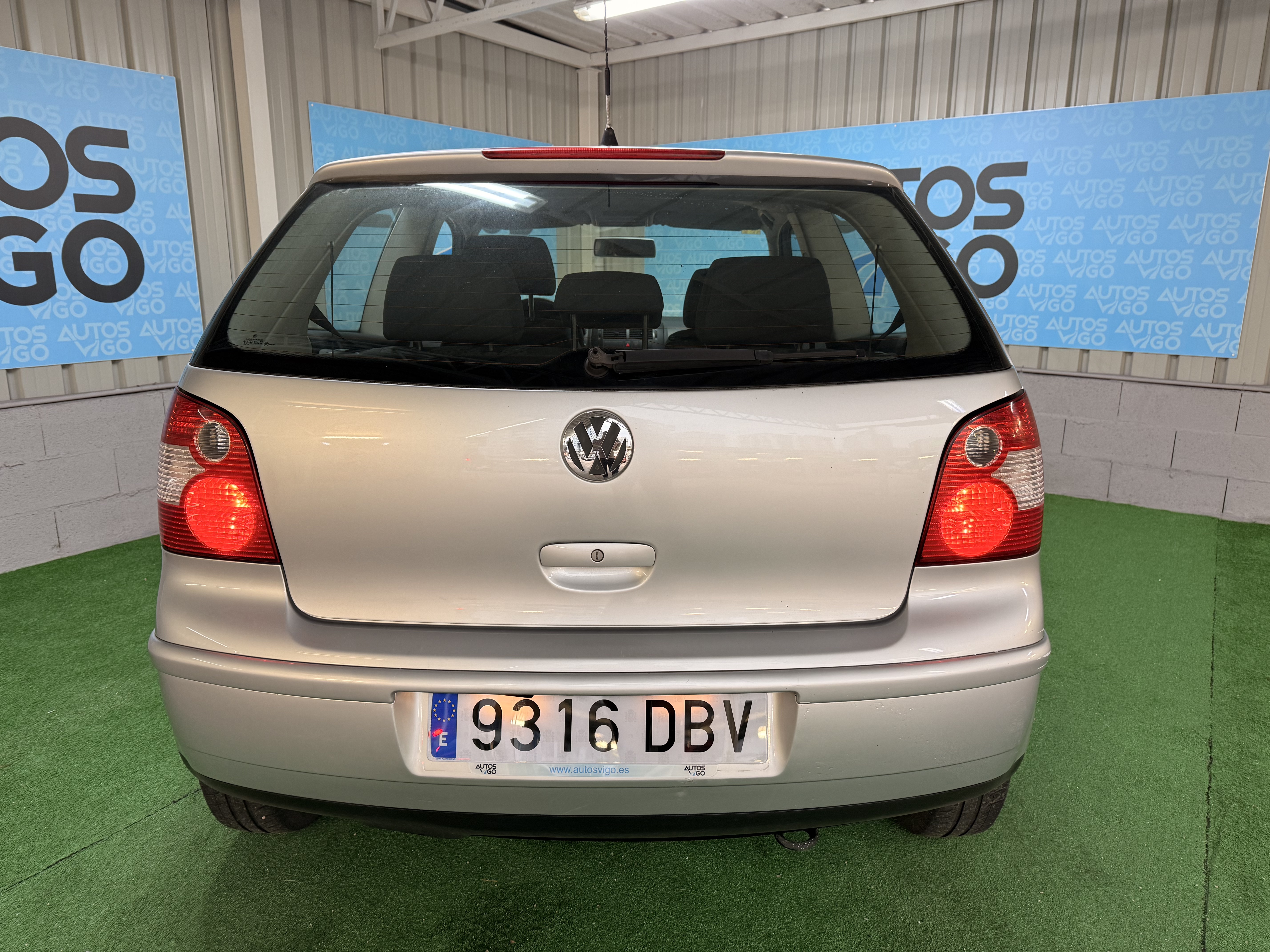 VOLKSWAGEN POLO  1.4 GASOLINA 75CV - Imagen 6