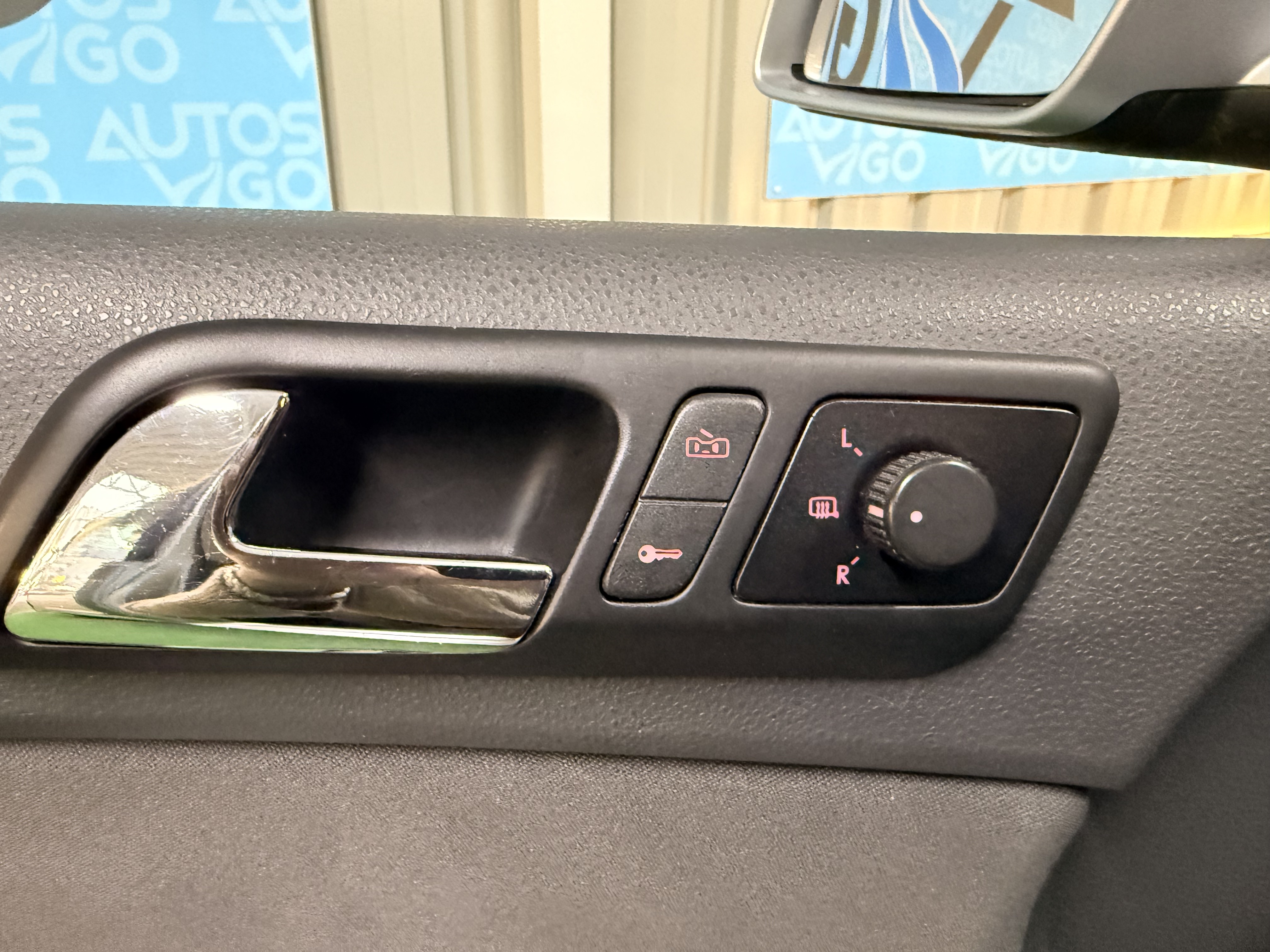 VOLKSWAGEN POLO  1.4 GASOLINA 75CV - Imagen 13