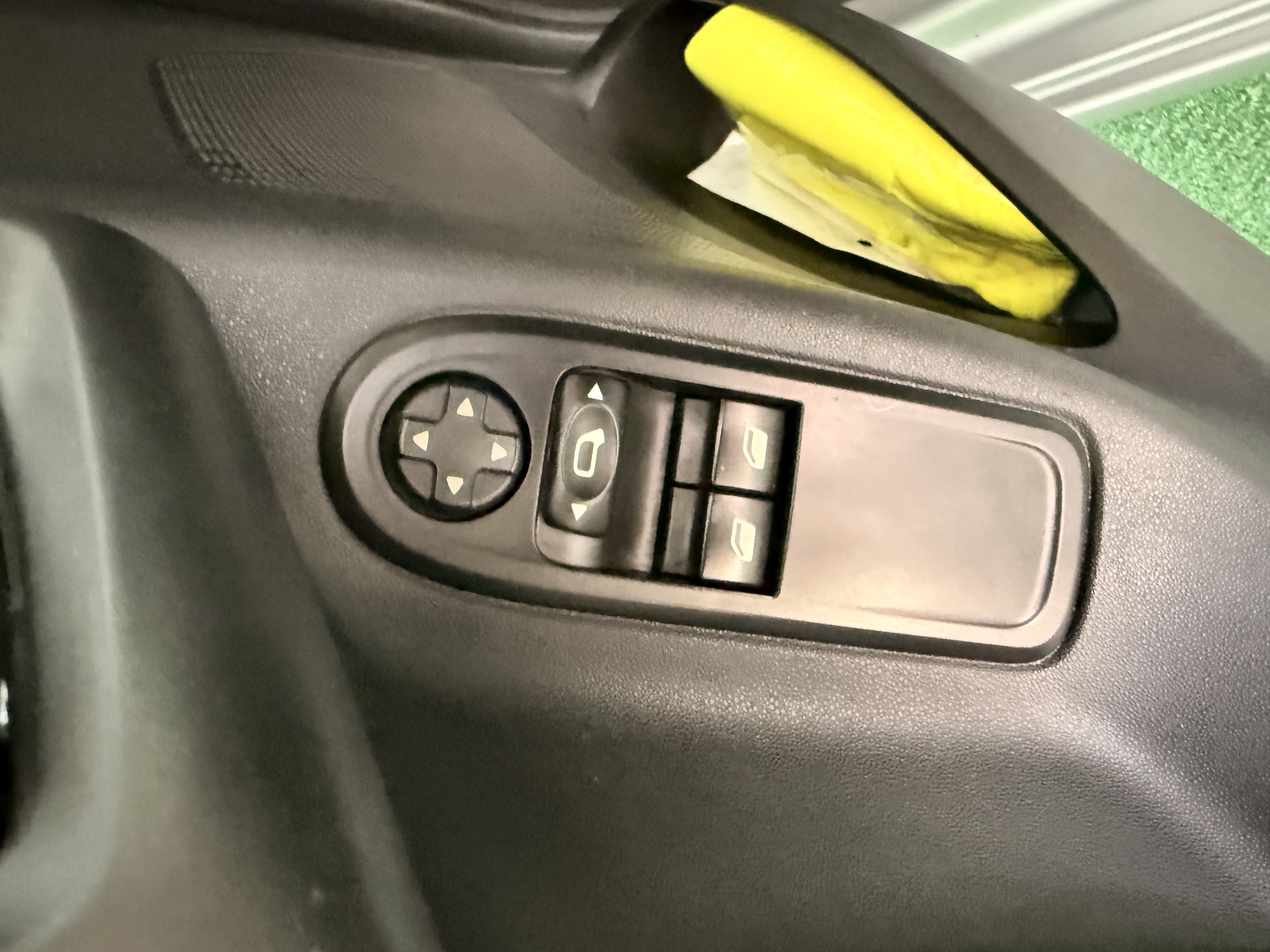 CITROEN C3 1.4 HDI 70CV - Imagen 12