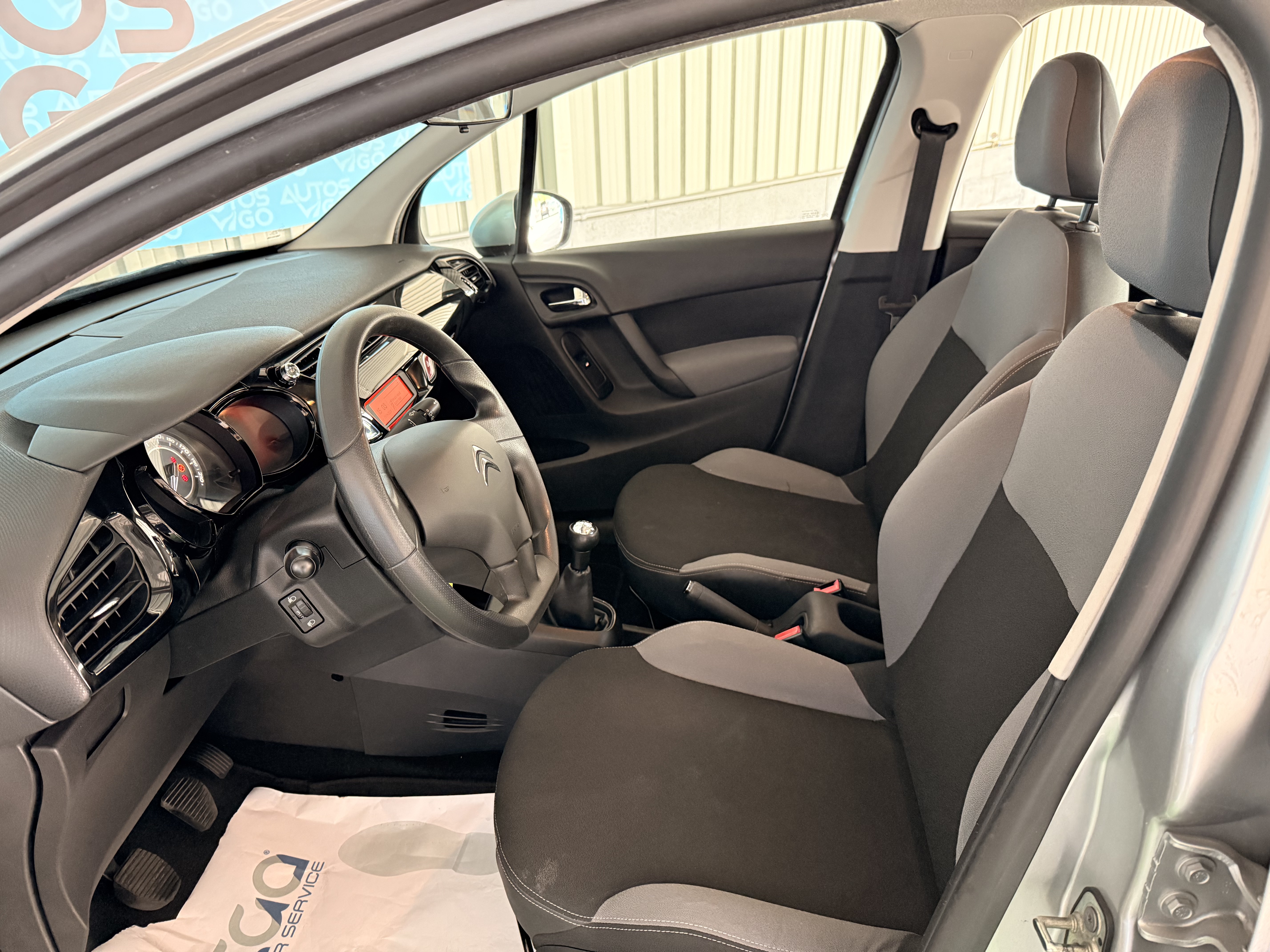 CITROEN C3 1.4 HDI 70CV - Imagen 9