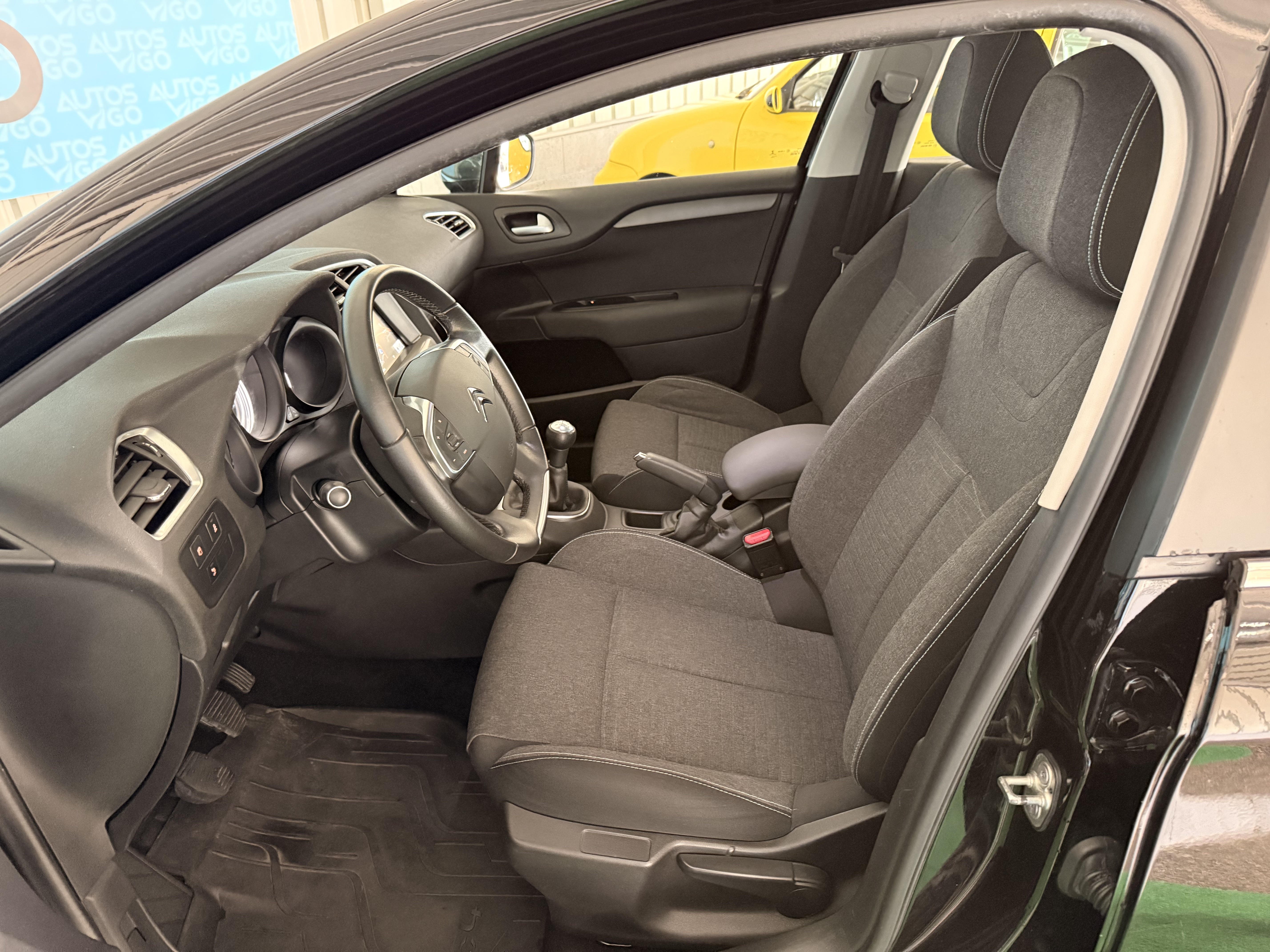 CITROEN C4 EXCLUSIVE 1.6 HDI 100CV - Imagen 10