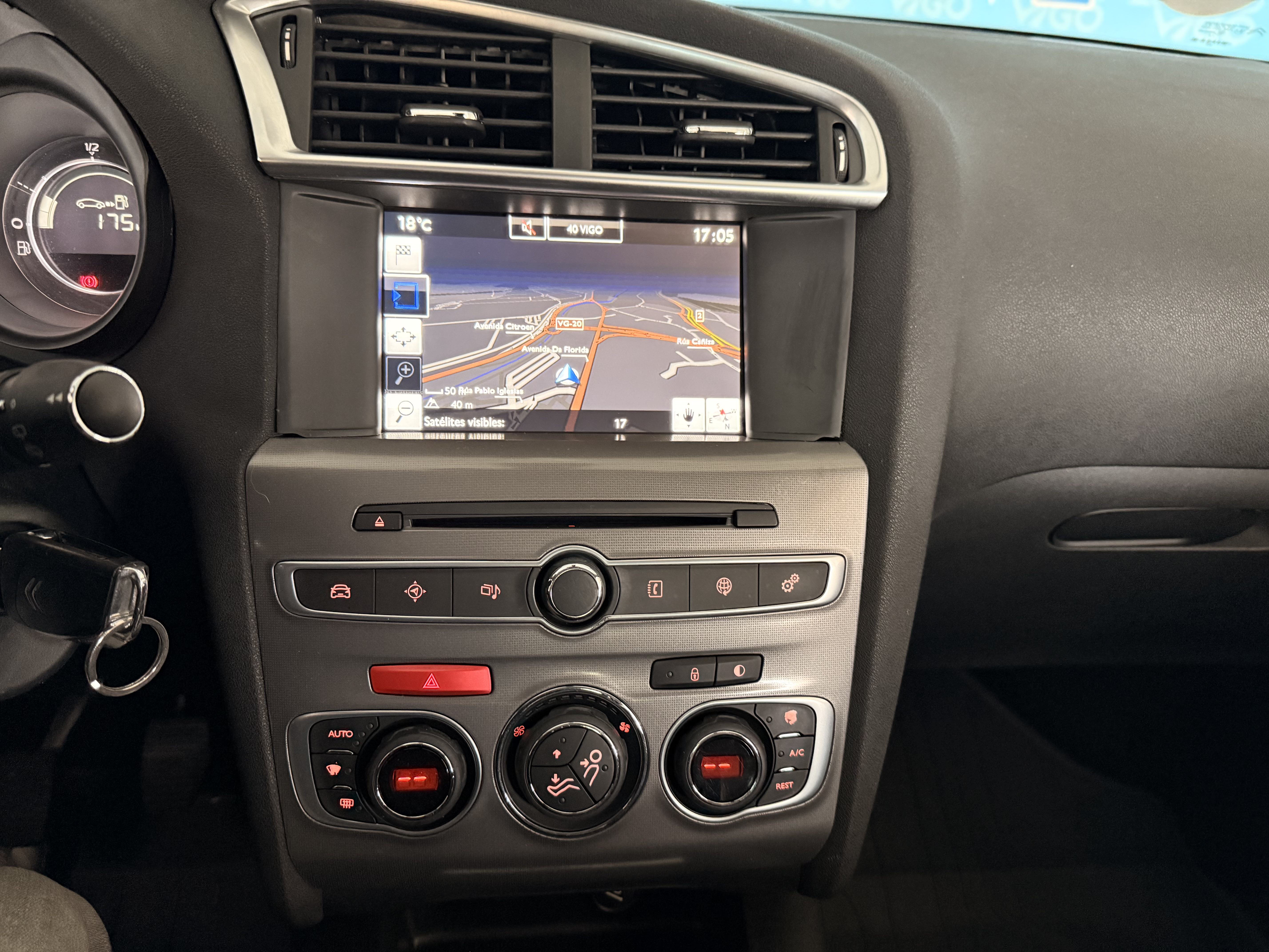 CITROEN C4 EXCLUSIVE 1.6 HDI 100CV - Imagen 9