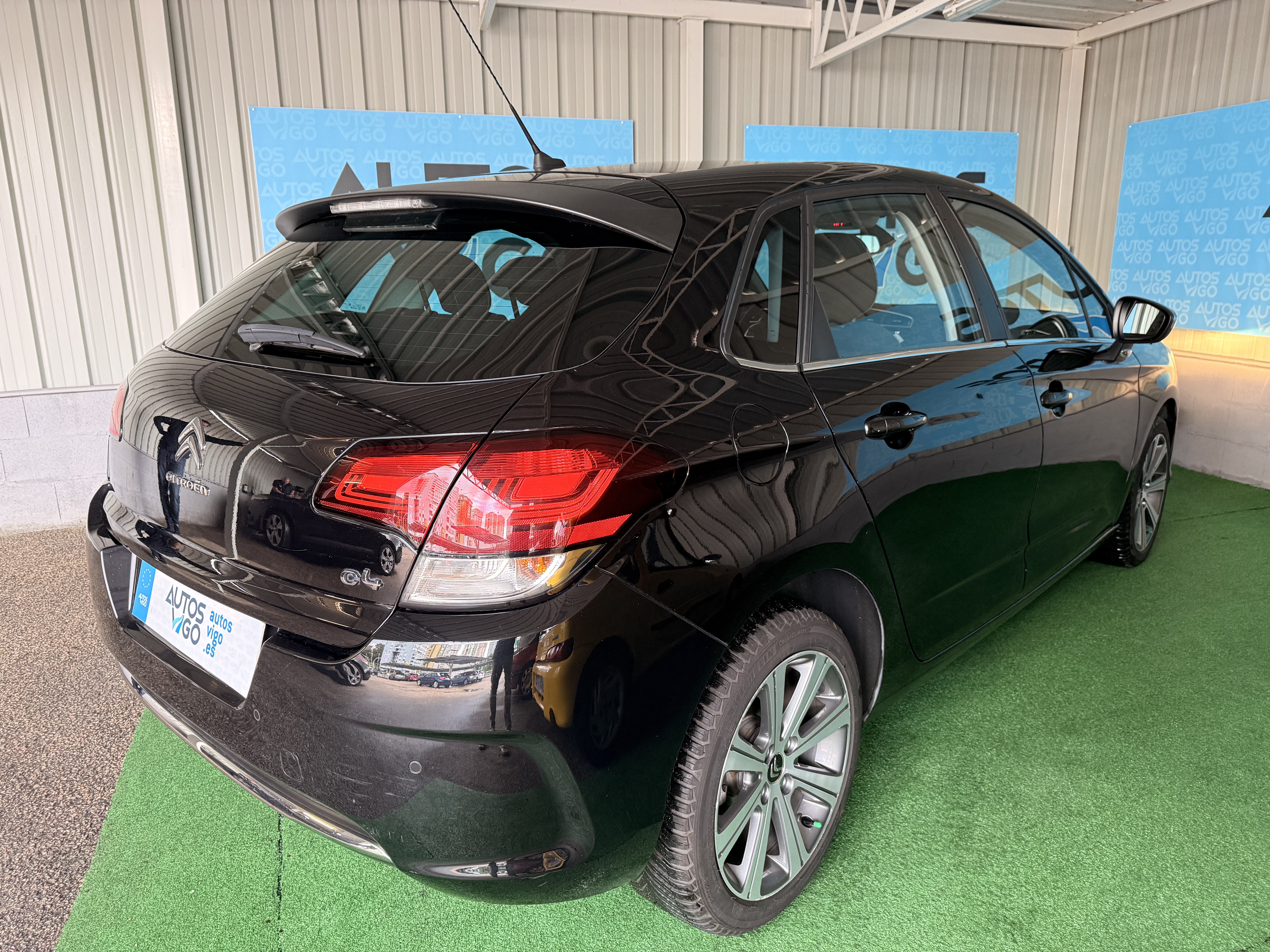 CITROEN C4 EXCLUSIVE 1.6 HDI 100CV - Imagen 3