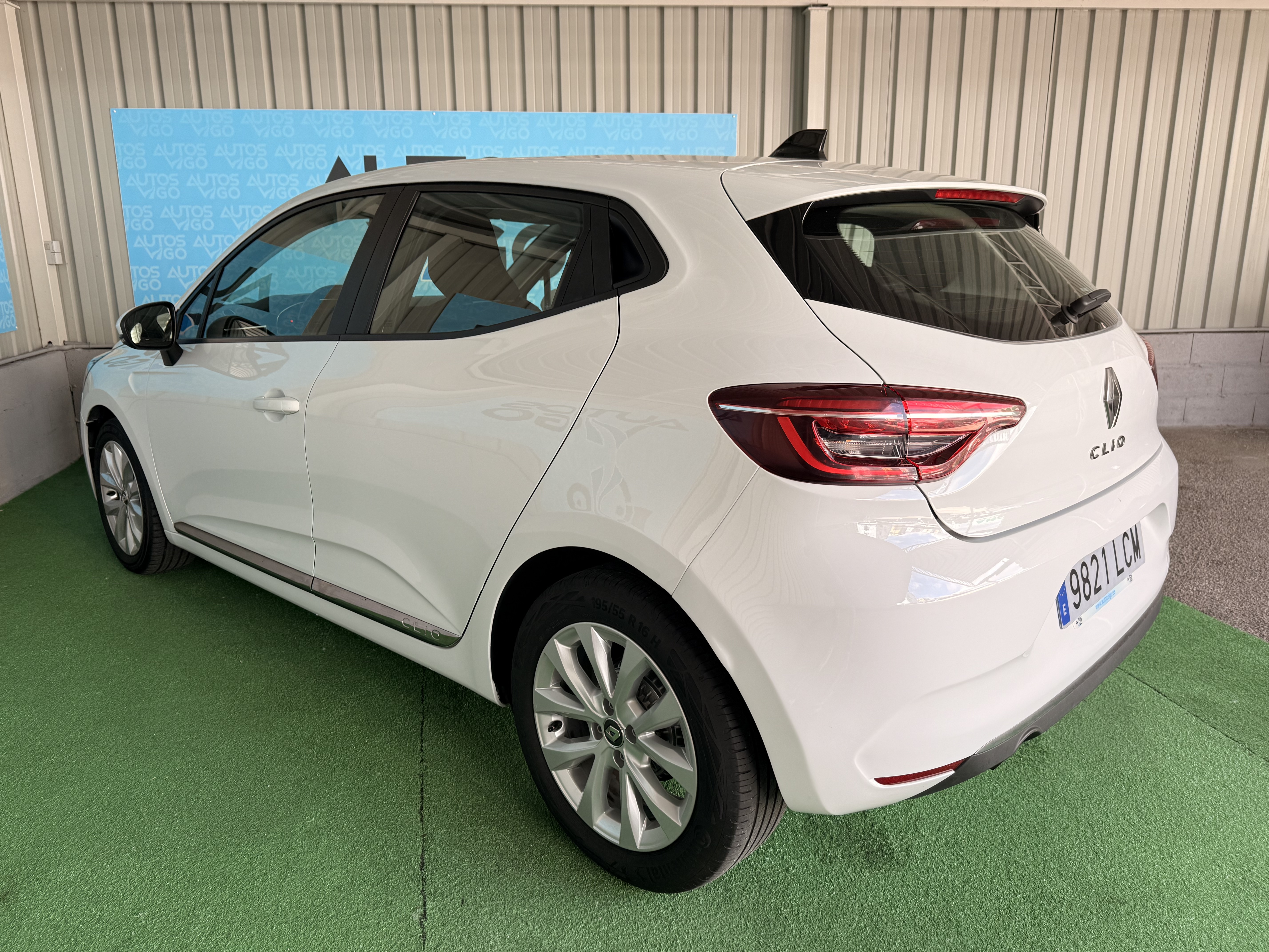 RENAULT CLIO INTENS/ZEN FULL EQUIP 100CV - Imagen 4