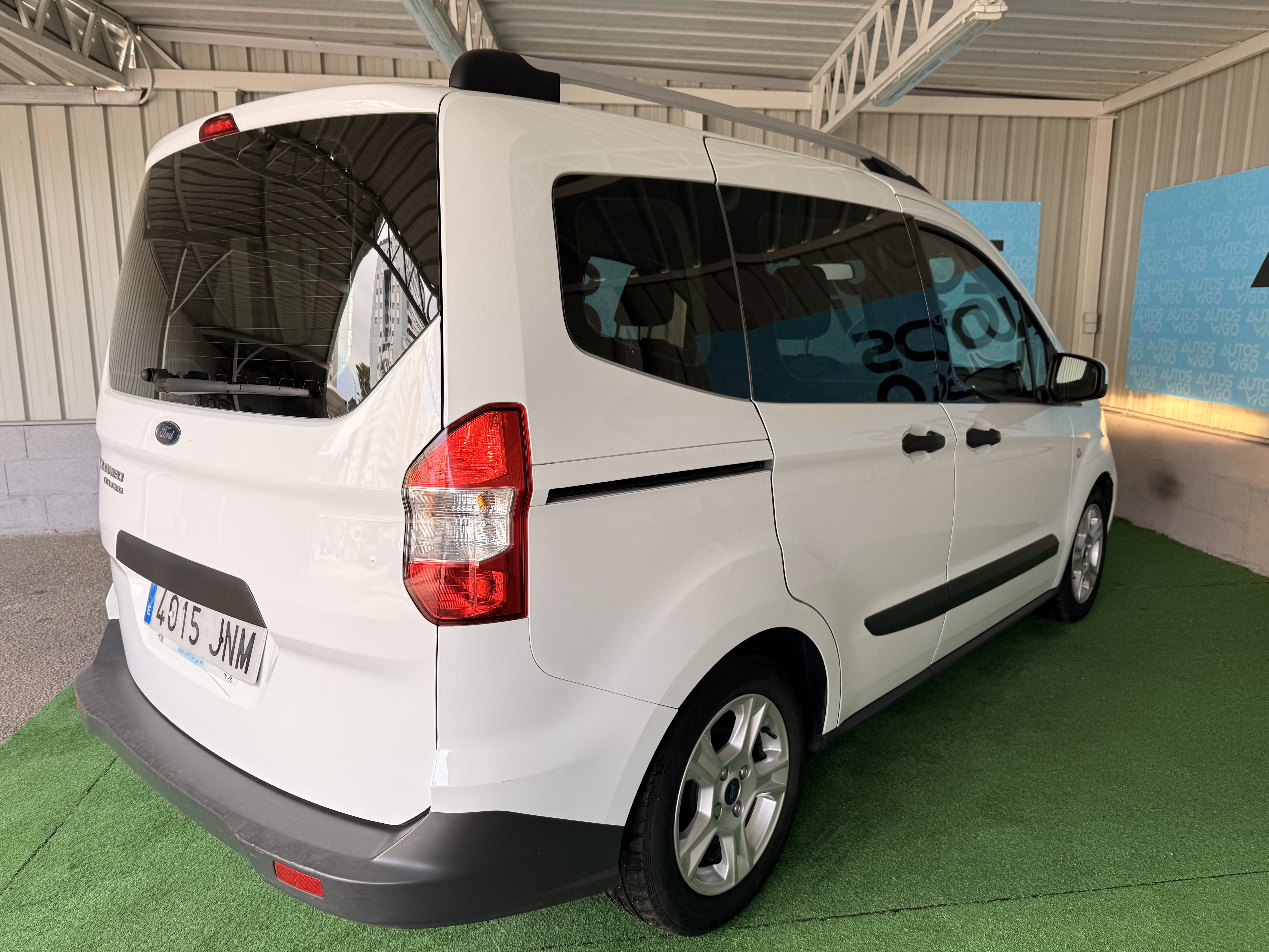 FORD TOURNEO COURIER TDCI - Imagen 5
