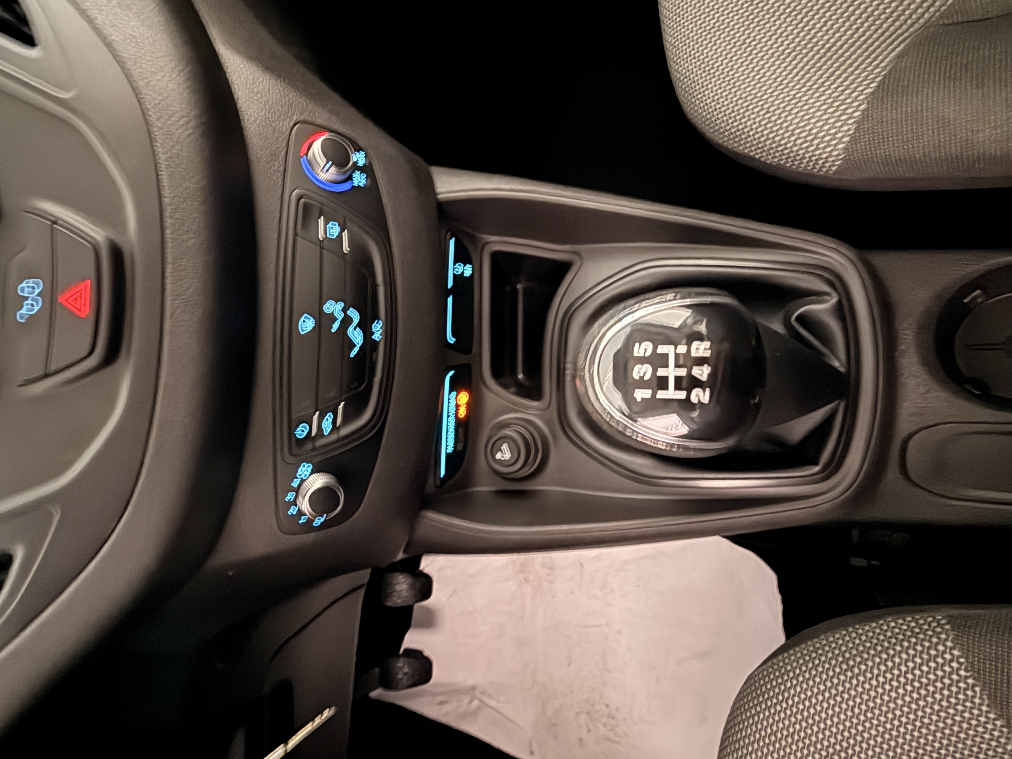 FORD TOURNEO COURIER TDCI - Imagen 11
