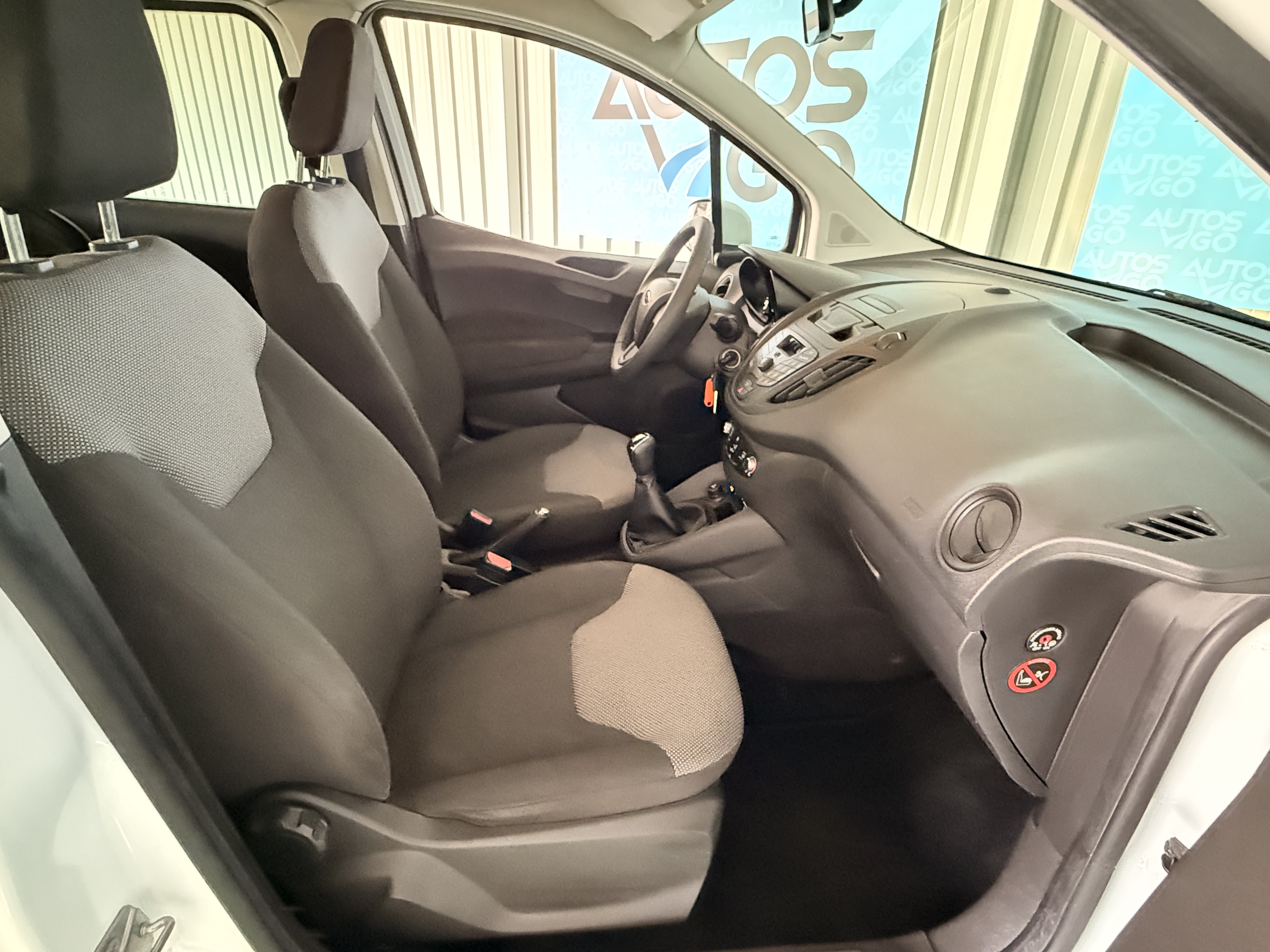 FORD TOURNEO COURIER TDCI - Imagen 13