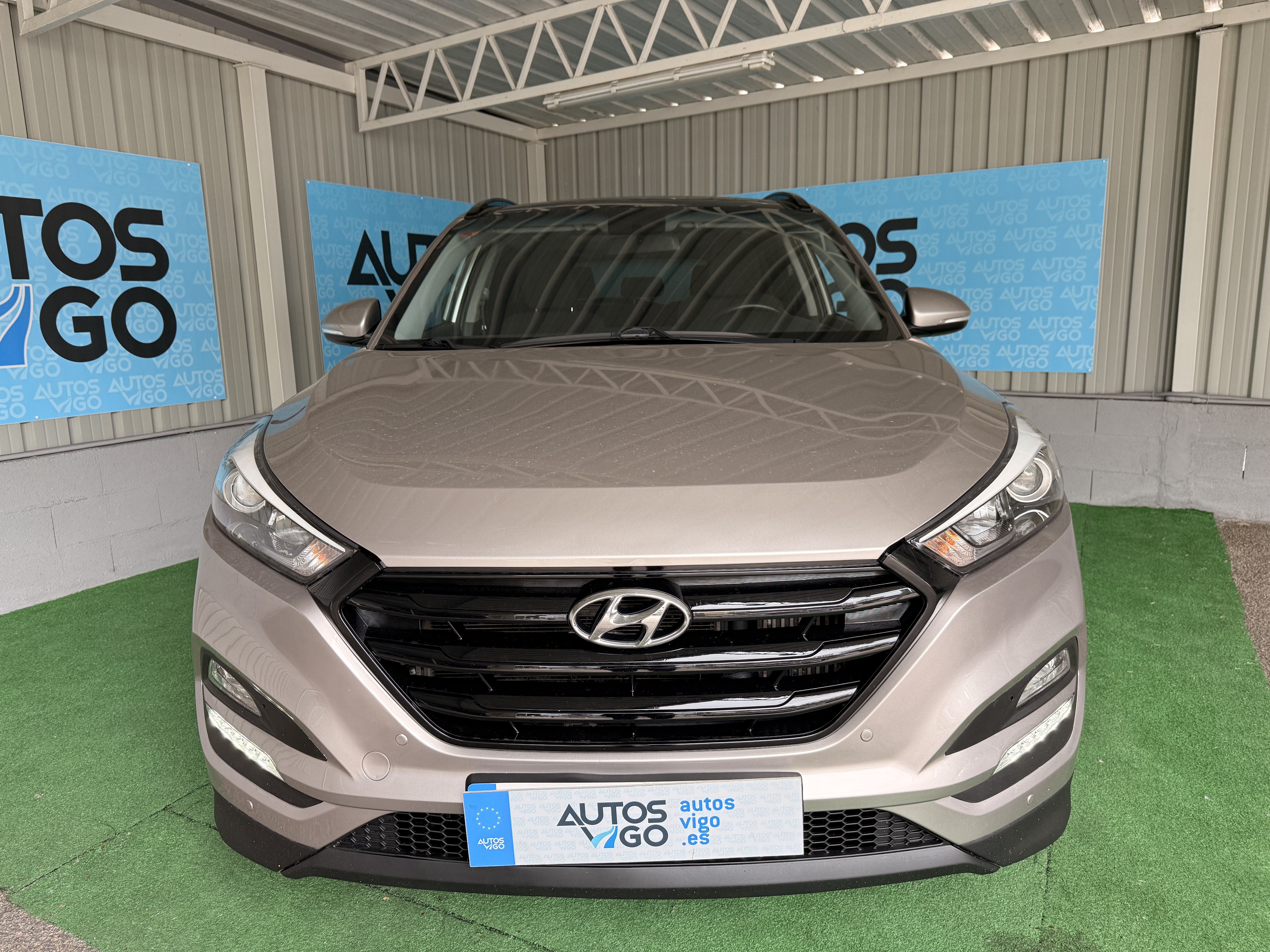 HYUNDAI TUCSON 1.7 CRDI 115CV 25 ANIVERSARIO - Imagen 3