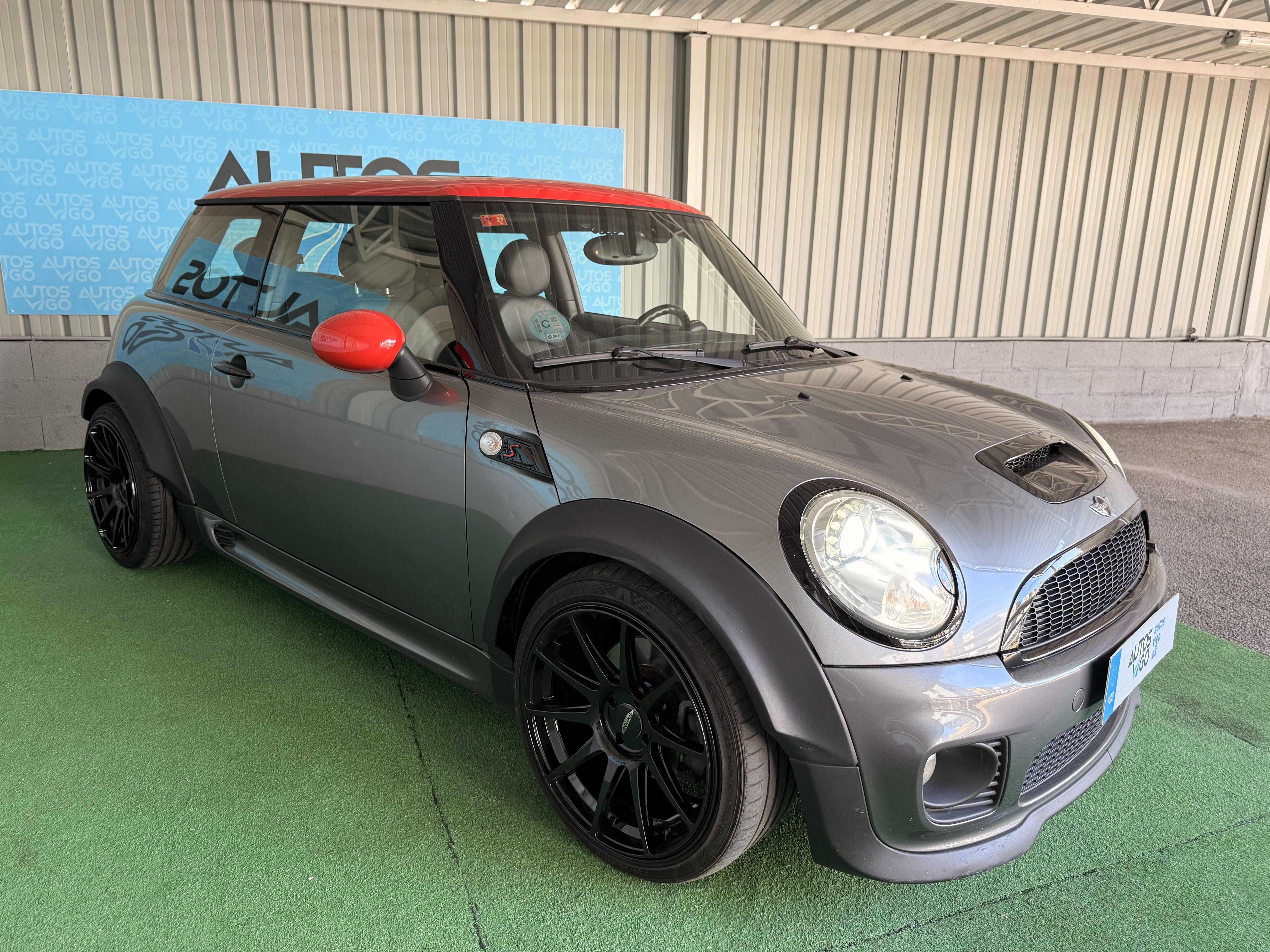 MINI COOPER S (PREPARACION WORKS)