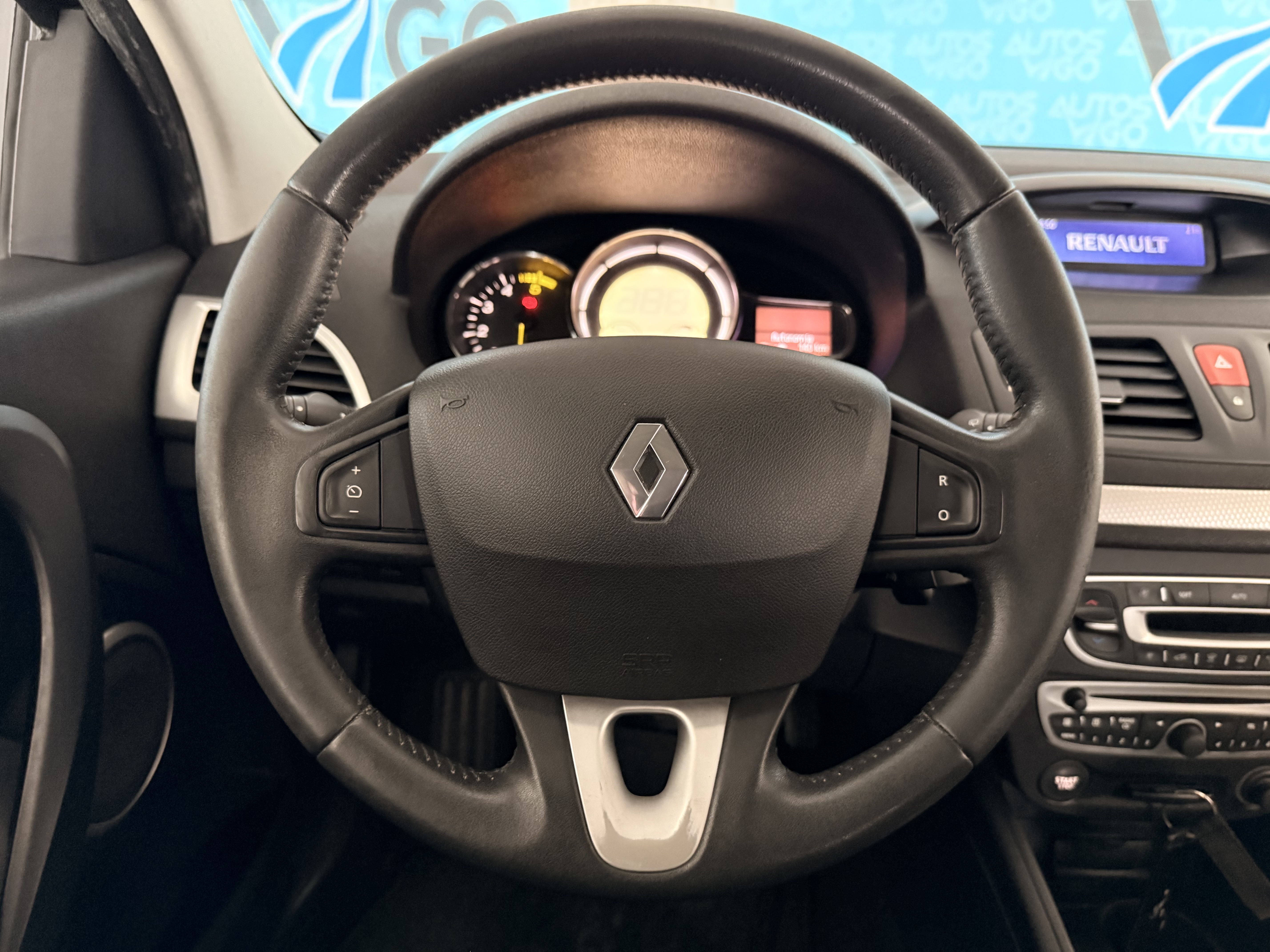 RENAULT MEGANE COUPE DCI - Imagen 9