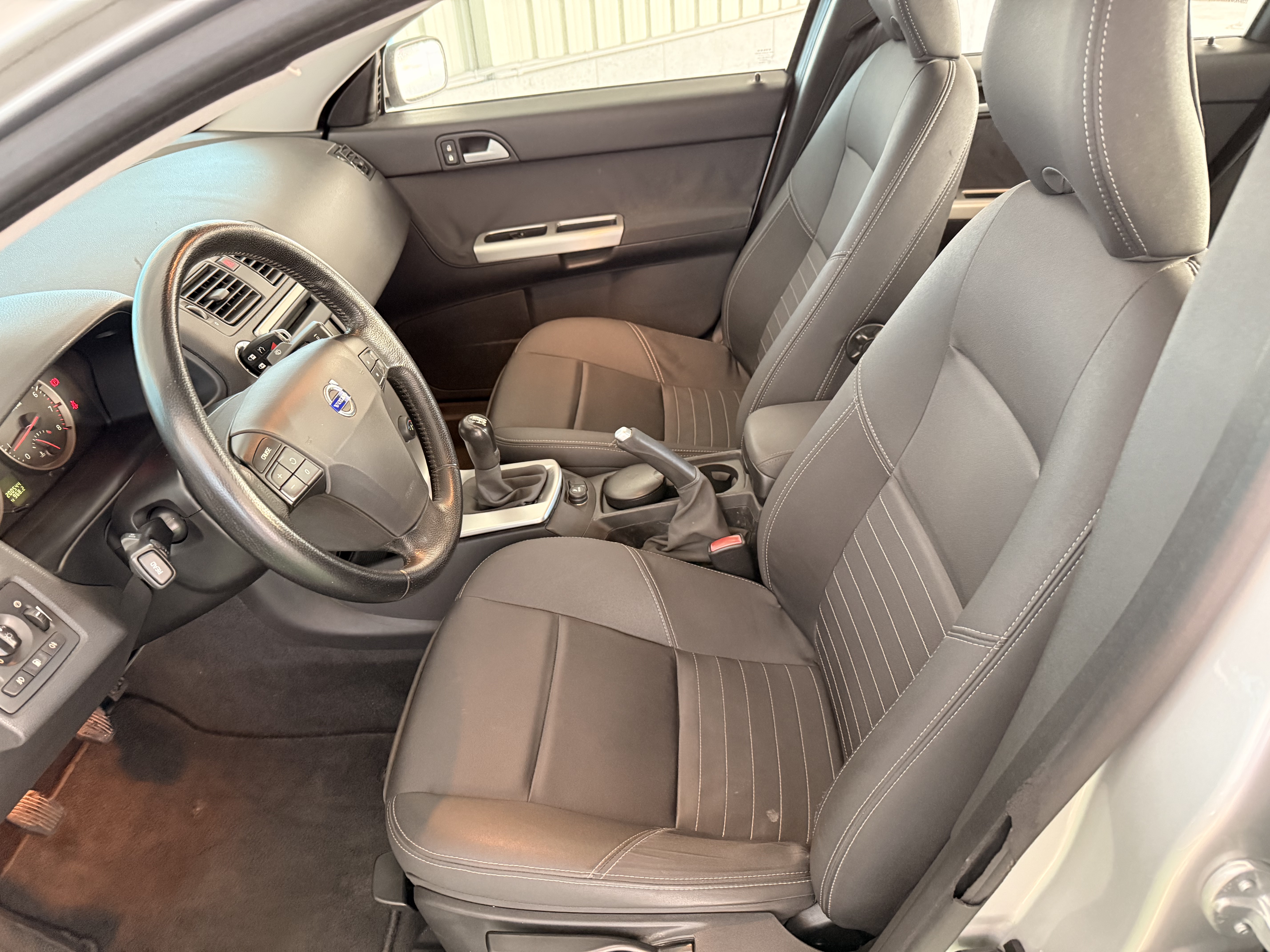 VOLVO S40 MOMENTUM 1.6 GASOLINA 100CV - Imagen 12
