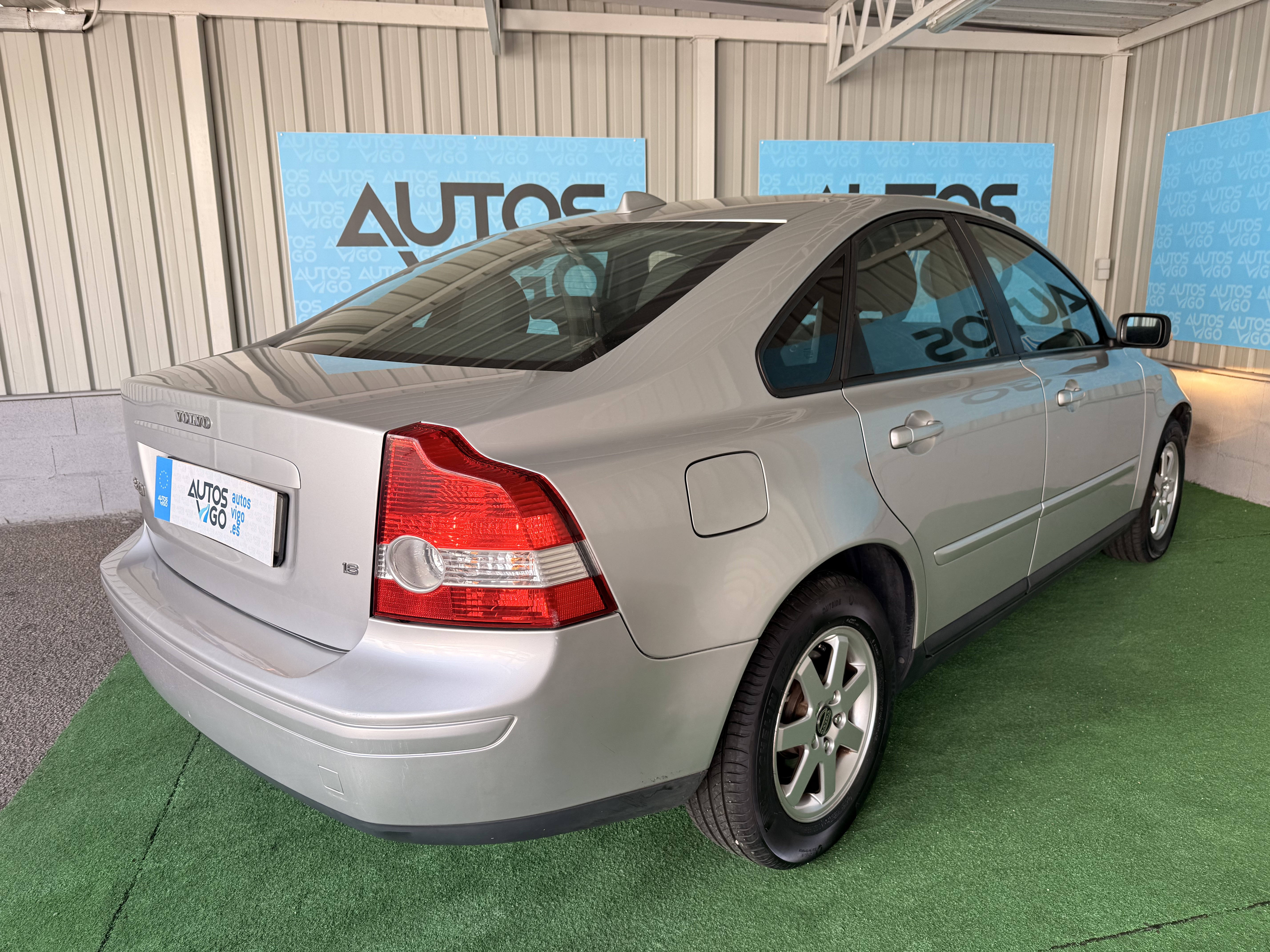 VOLVO S40 MOMENTUM 1.6 GASOLINA 100CV - Imagen 5