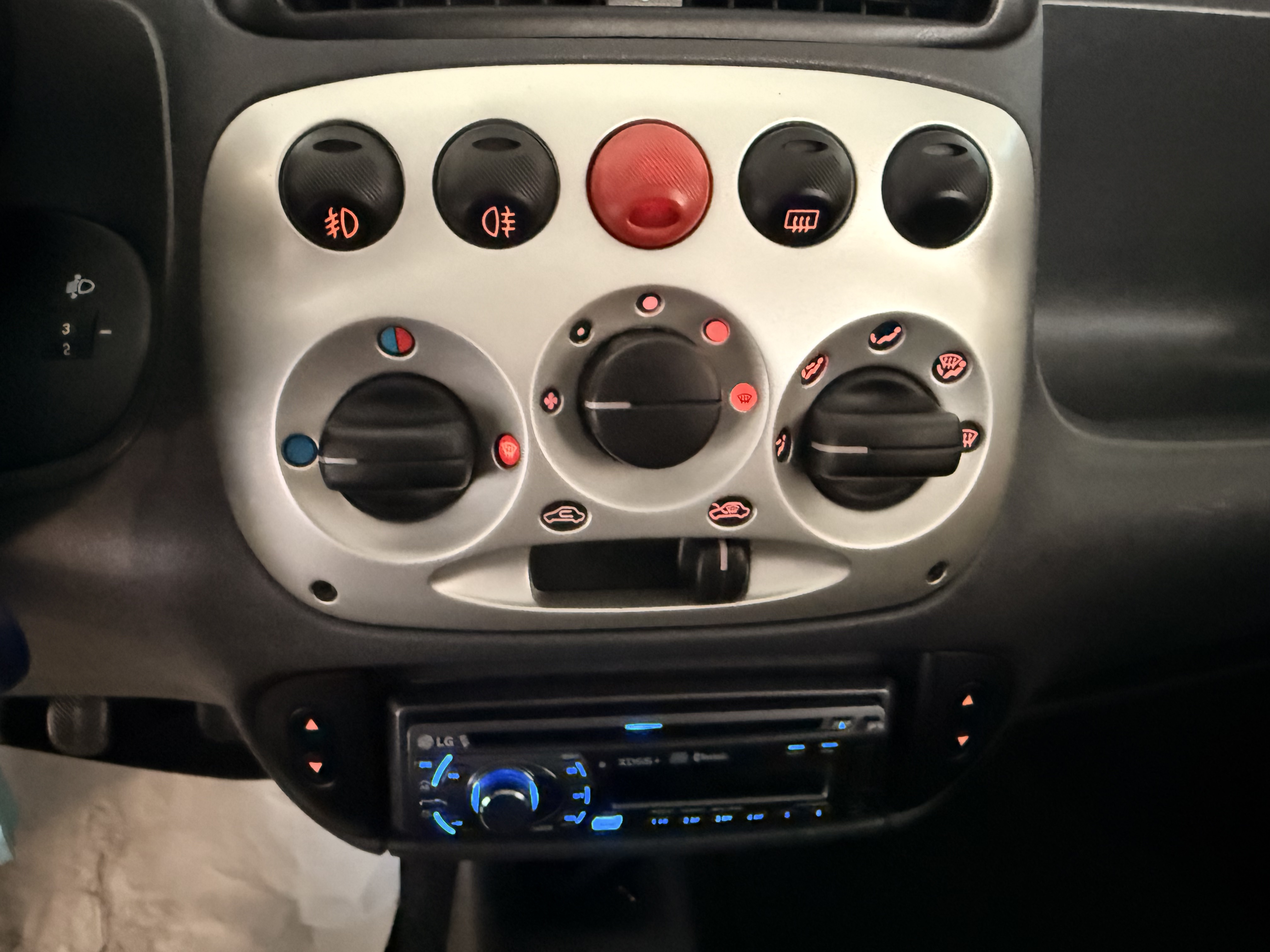 FIAT SEICENTO SPORTING 1.1 GASOLINA 55CV - Imagen 12